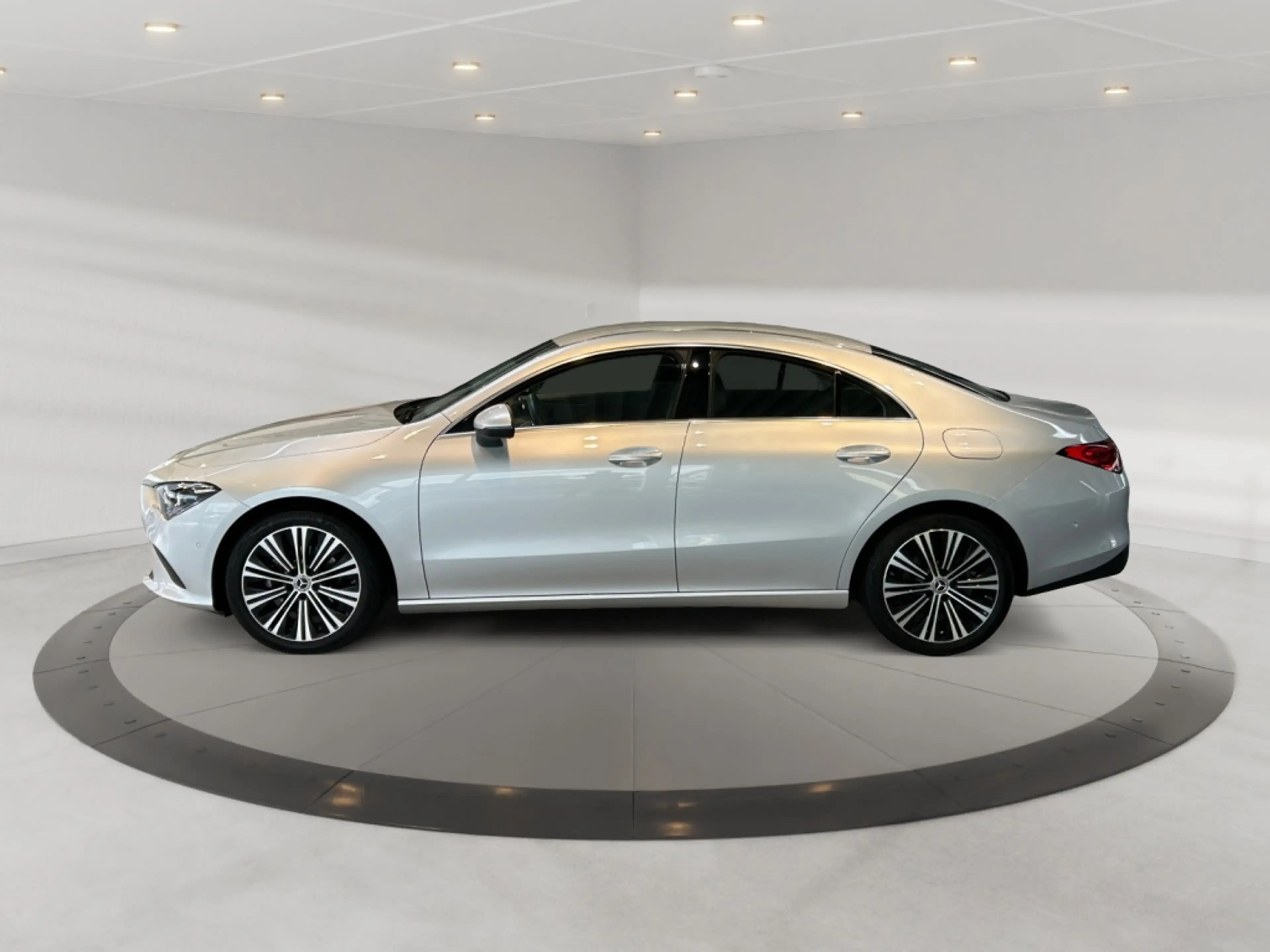 Mercedes-Benz CLA 180 Coupe Progressive MBUX+Progressive+Wide — photo 5