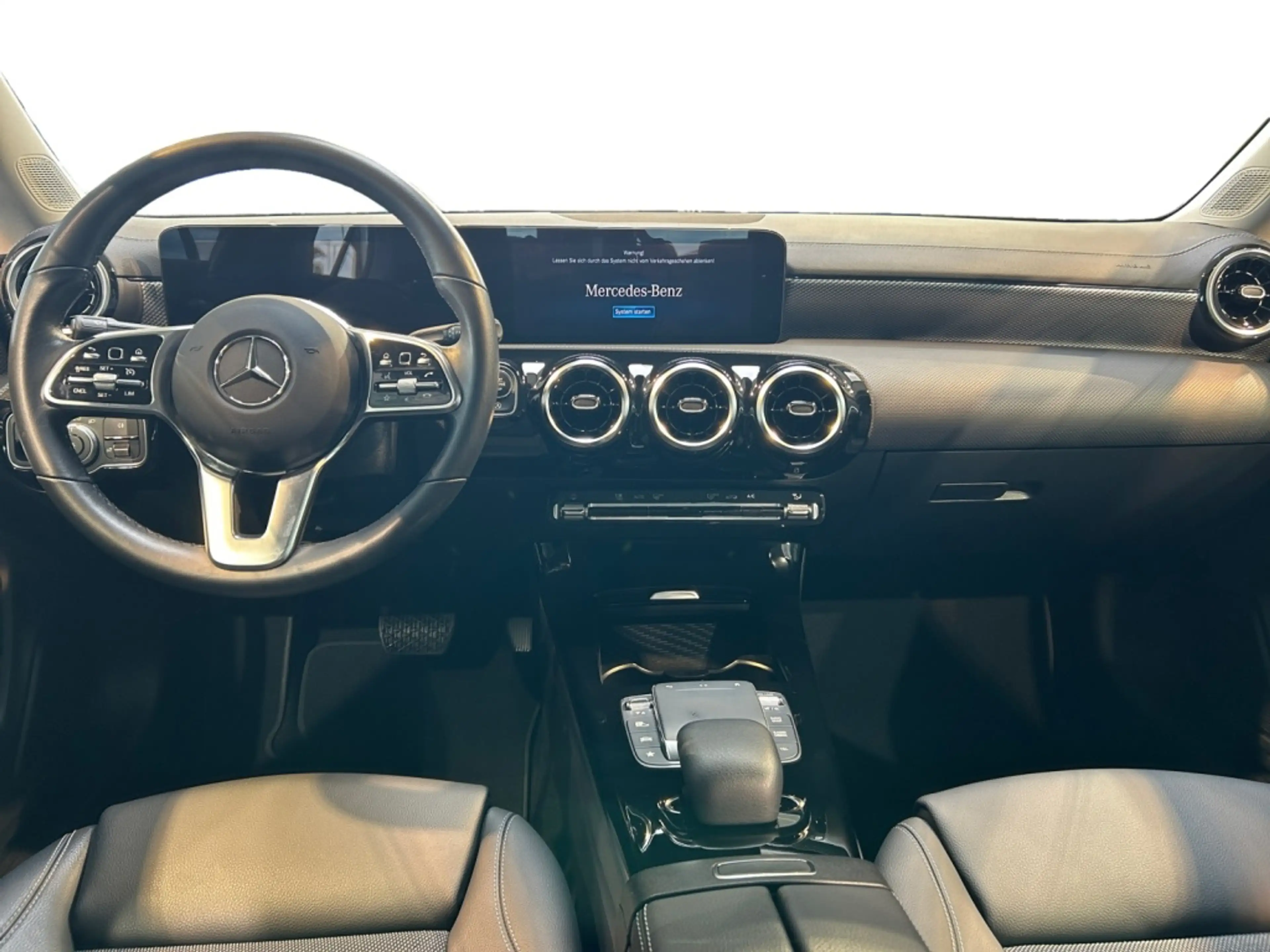 Mercedes-Benz CLA 180 Coupe Progressive MBUX+Progressive+Wide — photo 12
