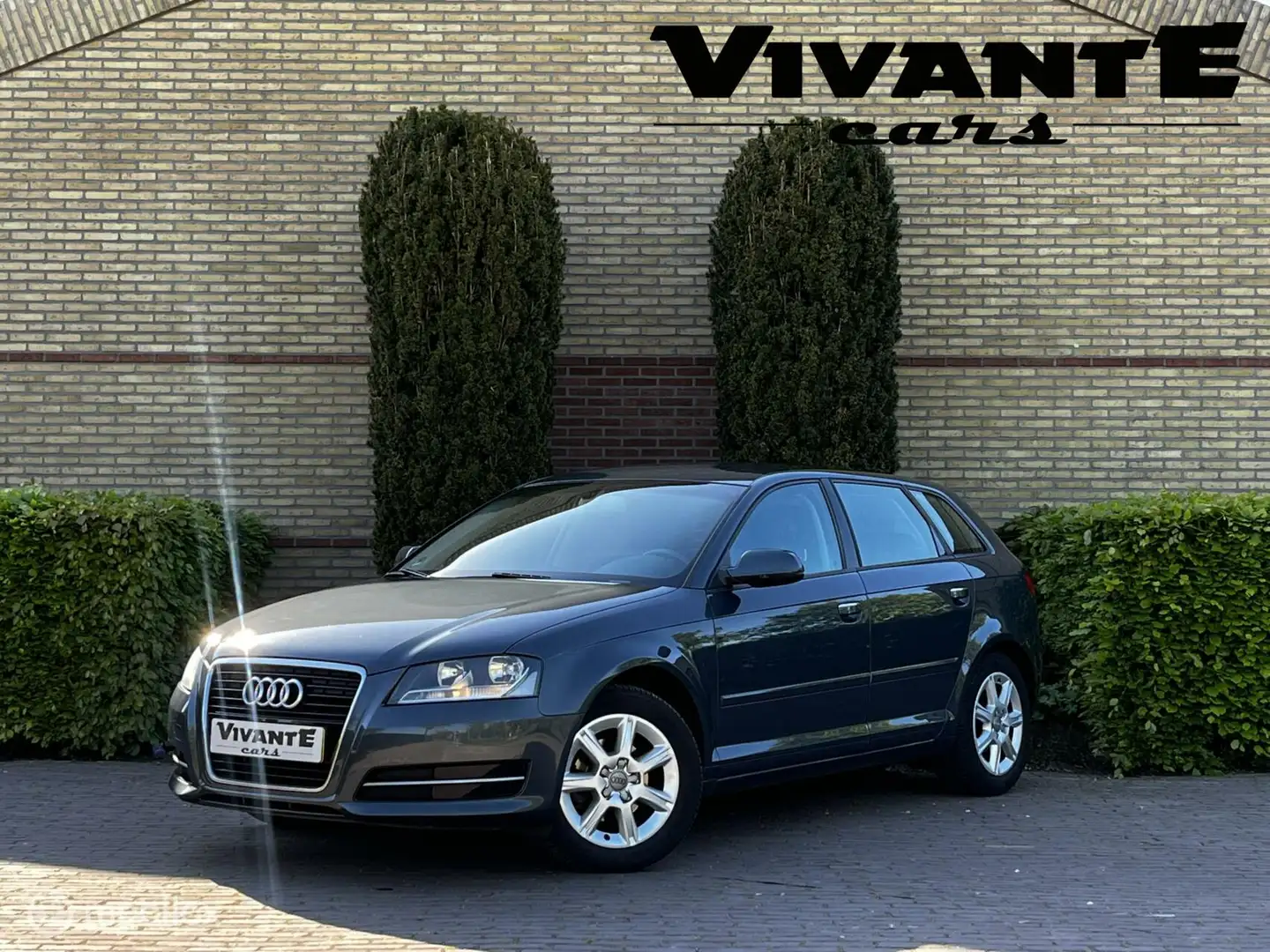 Audi A3 Sportback 1.2 TFSI Ambiente Advance Cruise*Clima*N Grijs - 1
