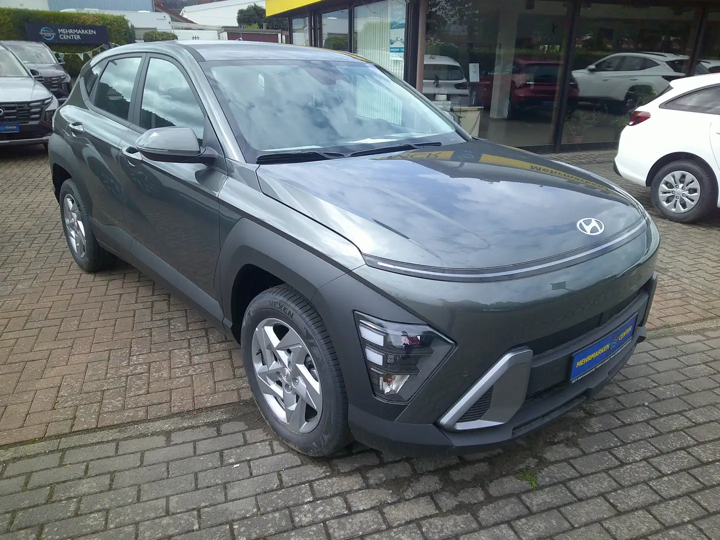 Hyundai KONA 1.6 T-GDI Navi,Kamera,PDC v+h,Klimaautomatik,Alufe Grau - 2