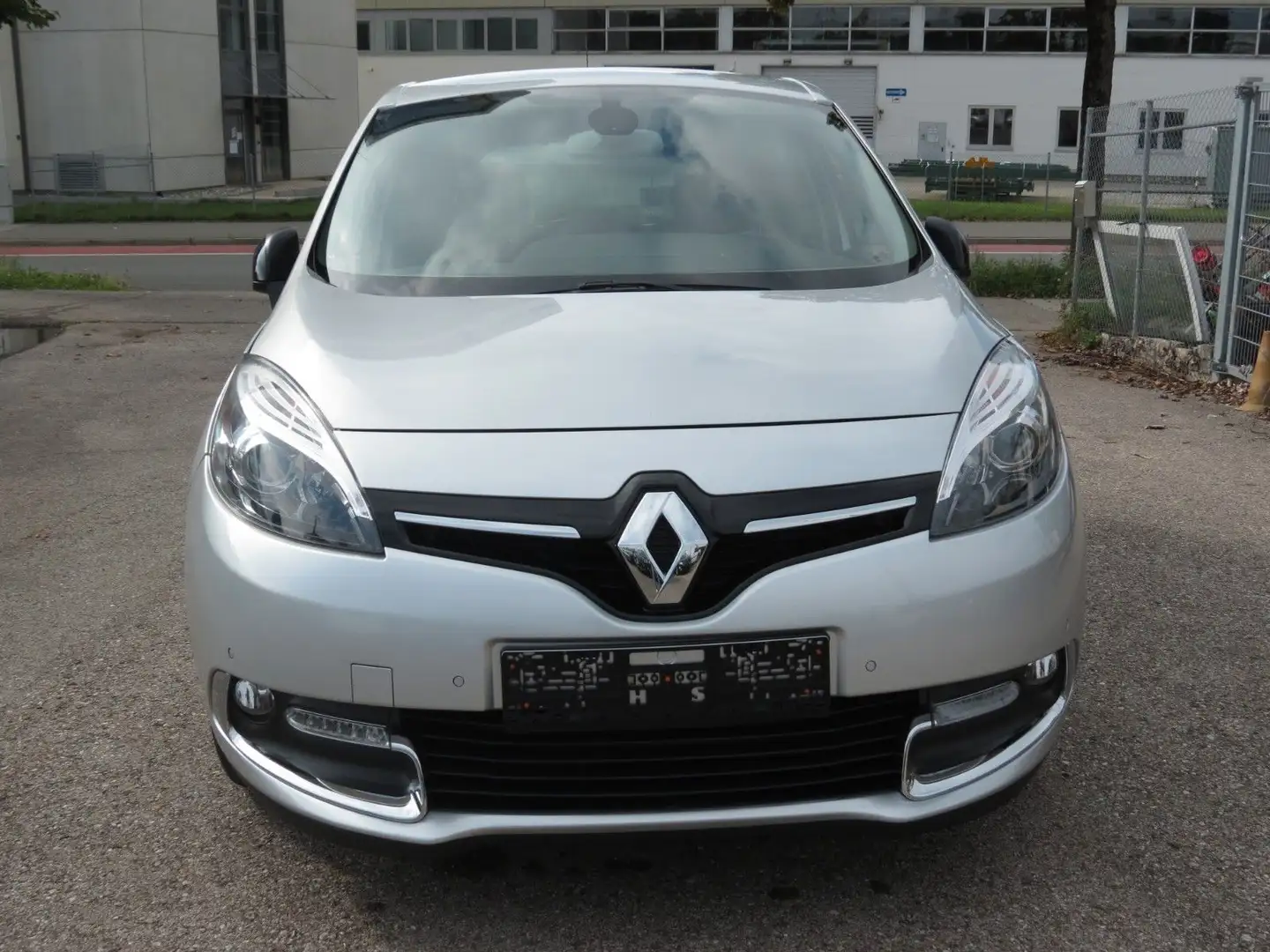 Renault Scenic III BOSE Edition *TÜV neu,KD neu,Euro 6* Silber - 2