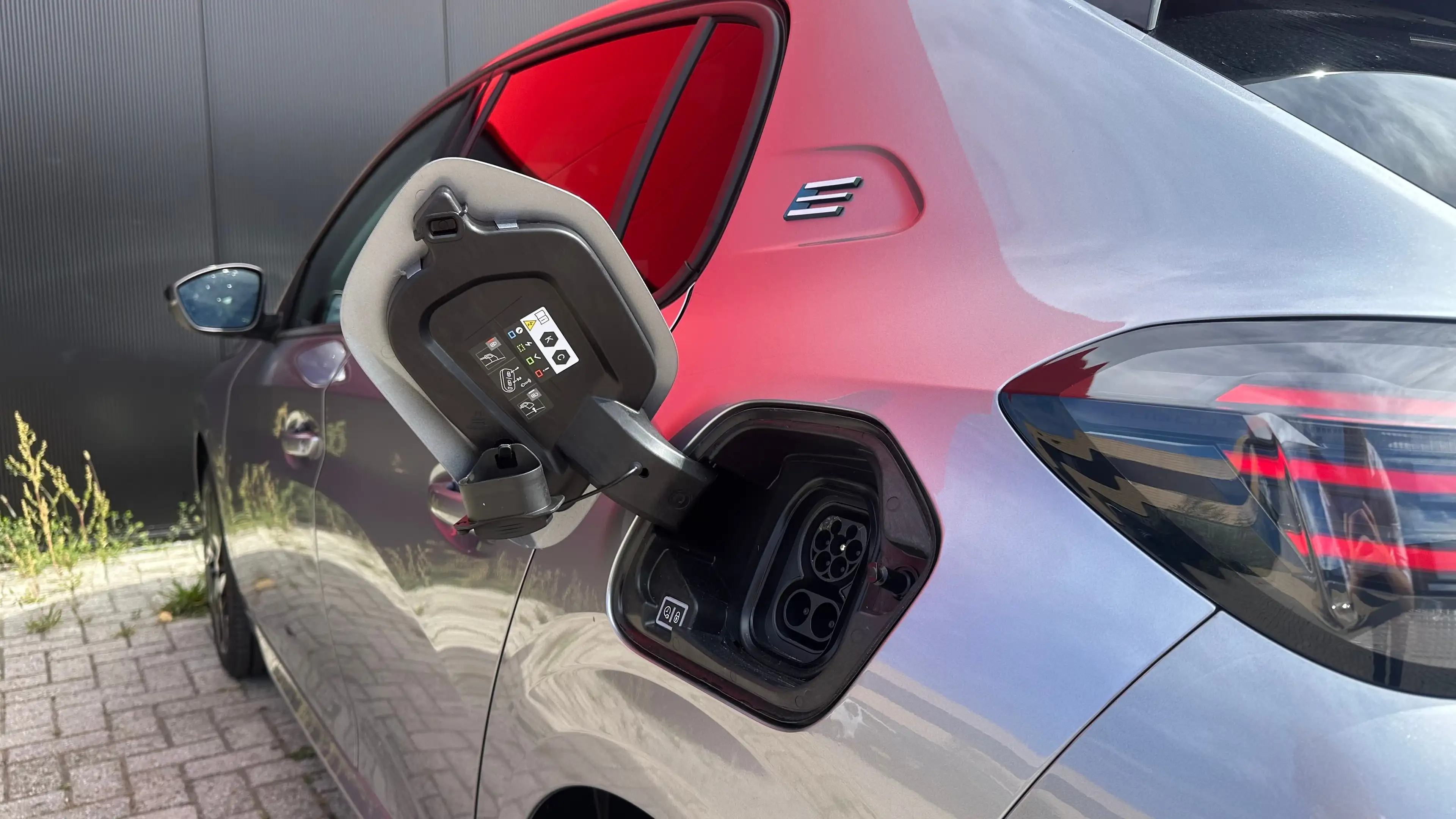 Peugeot e-208 EV Allure Avantage 51 kWh | SOH 99% | Carplay | Na — photo 22