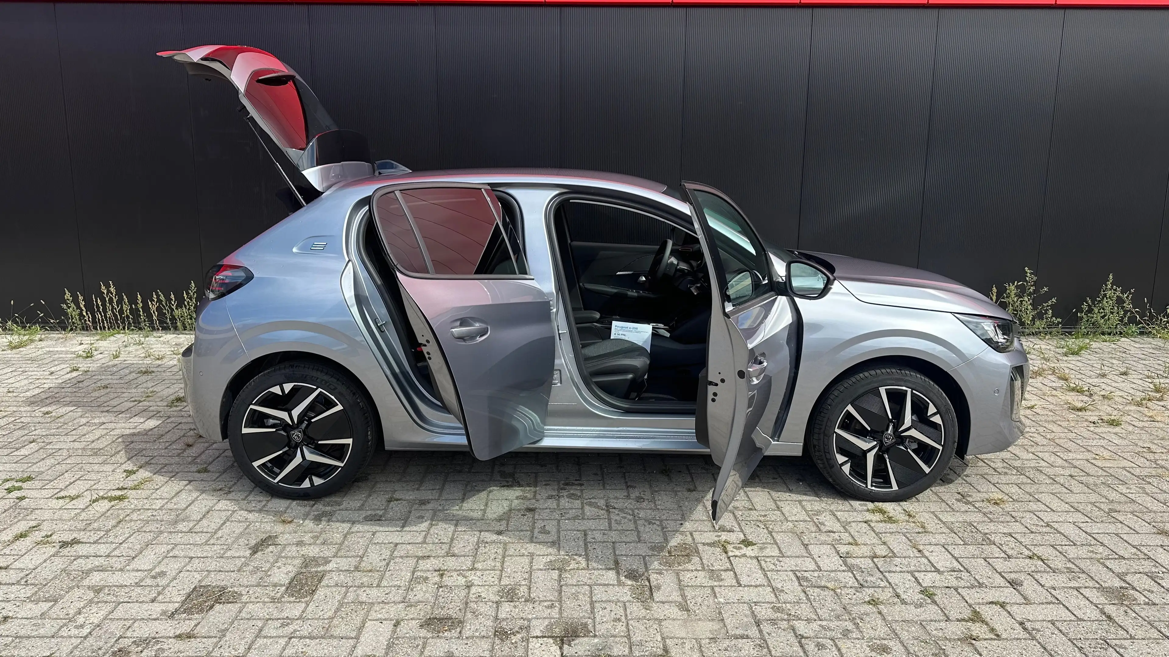 Peugeot e-208 EV Allure Avantage 51 kWh | SOH 99% | Carplay | Na — photo 15