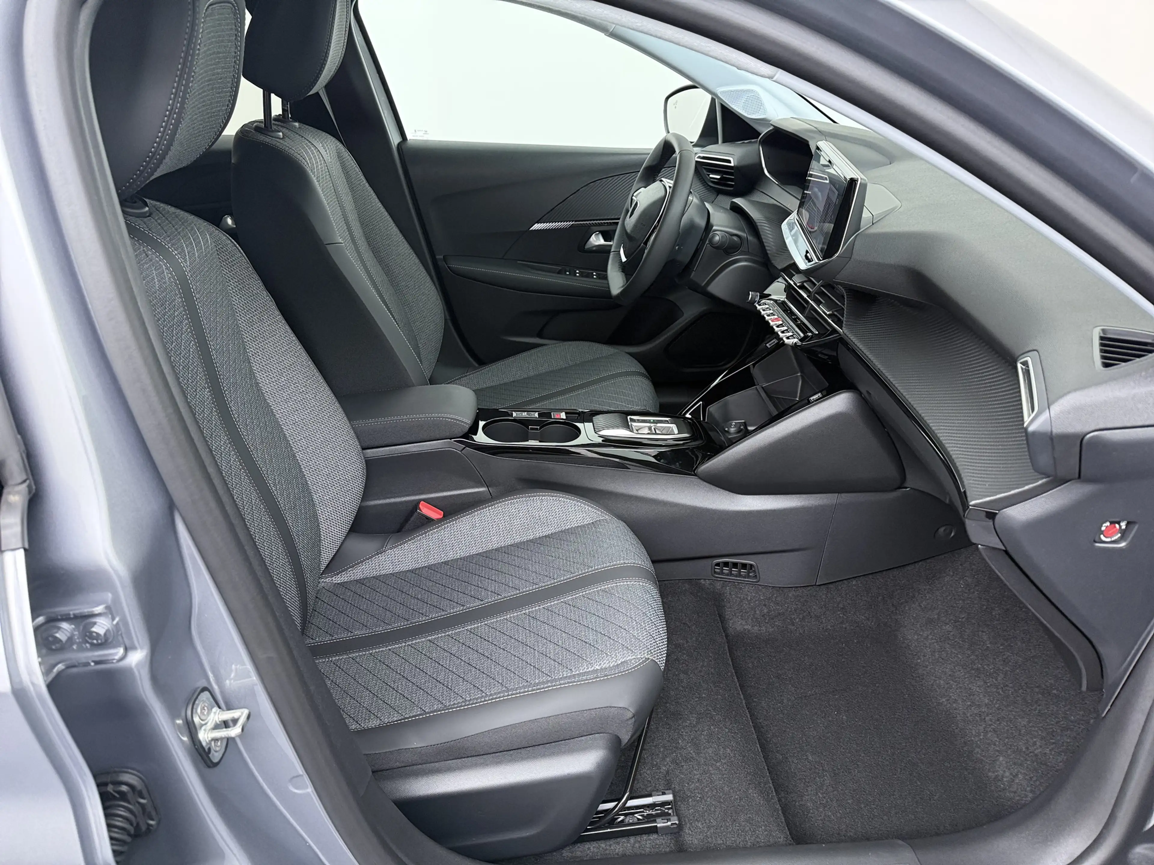 Peugeot e-208 EV Allure Avantage 51 kWh | SOH 99% | Carplay | Na — photo 3