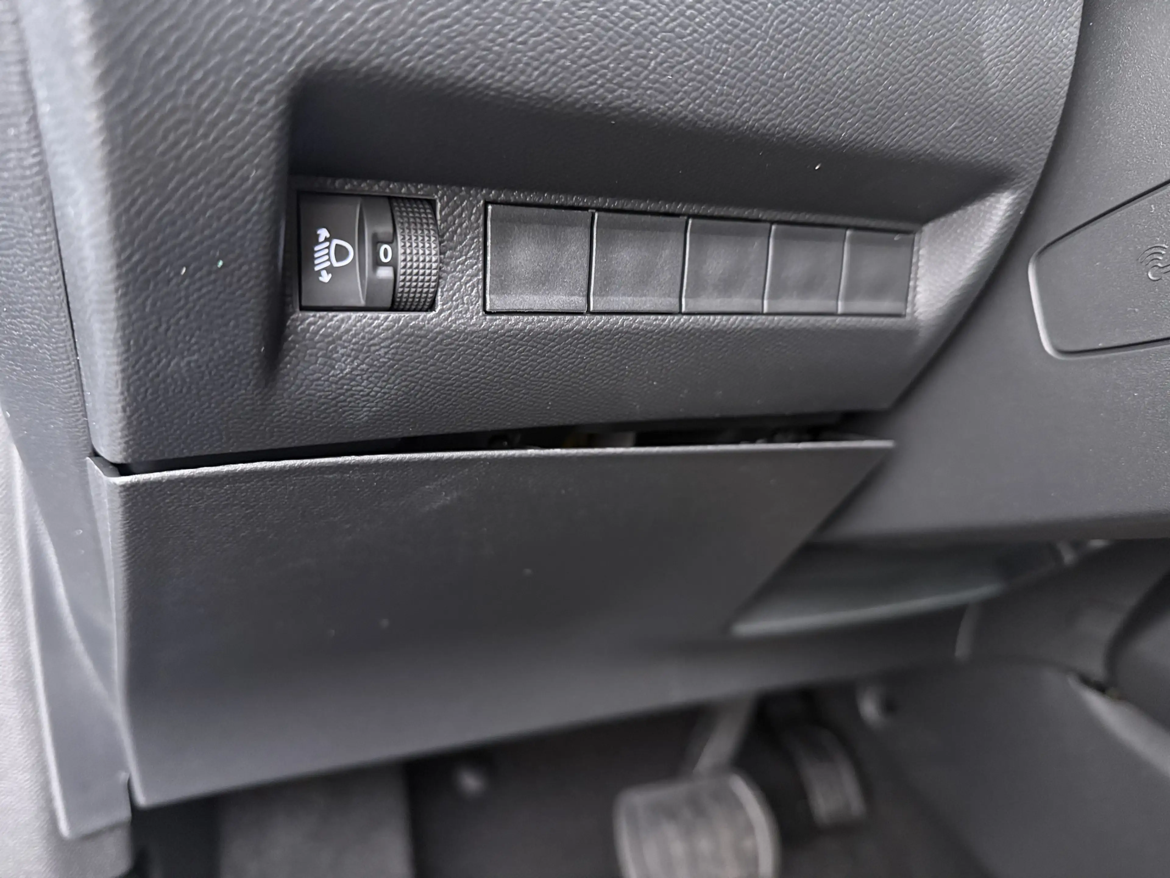 Peugeot e-208 EV Allure Avantage 51 kWh | SOH 99% | Carplay | Na — photo 29