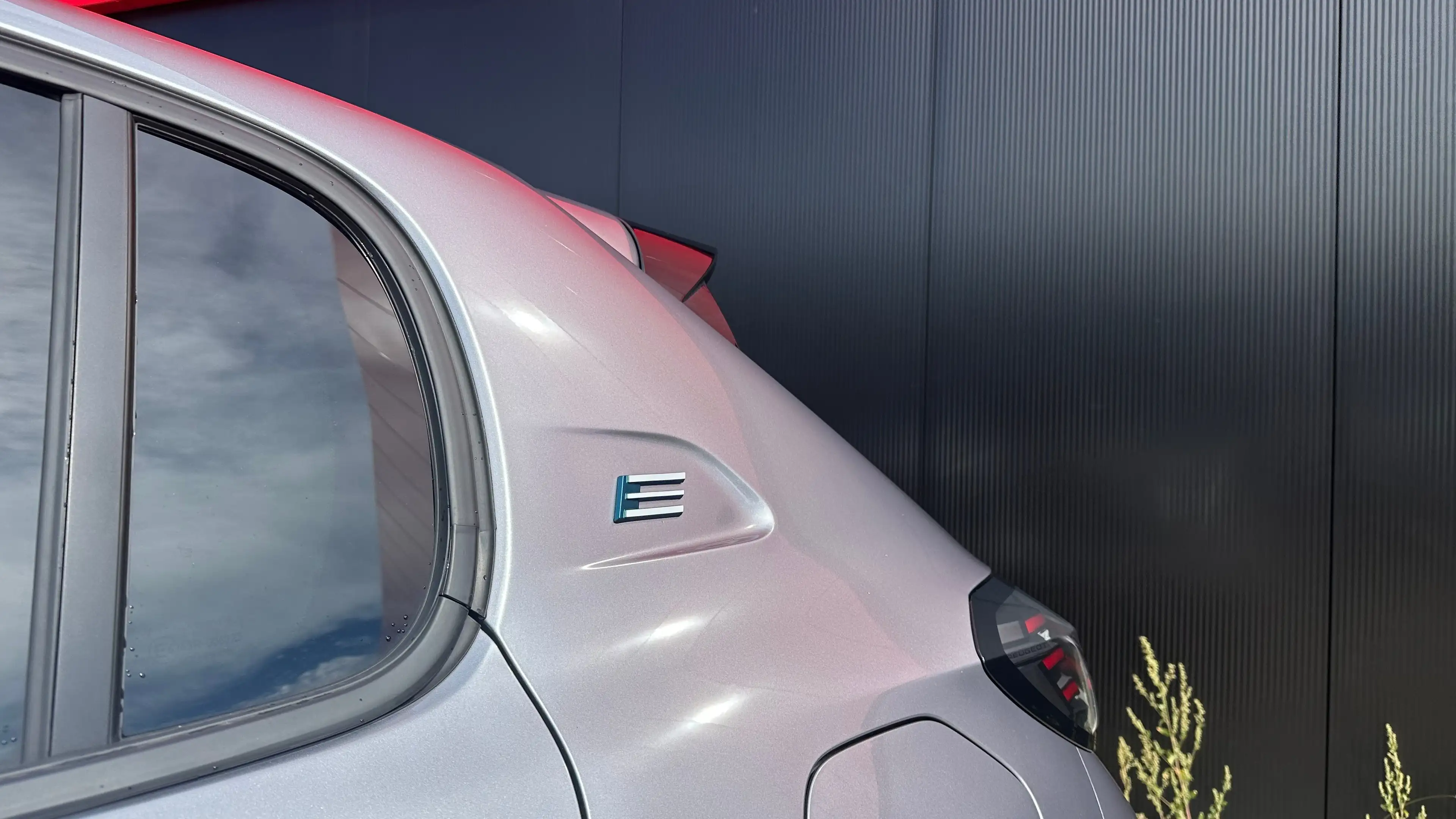 Peugeot e-208 EV Allure Avantage 51 kWh | SOH 99% | Carplay | Na — photo 9
