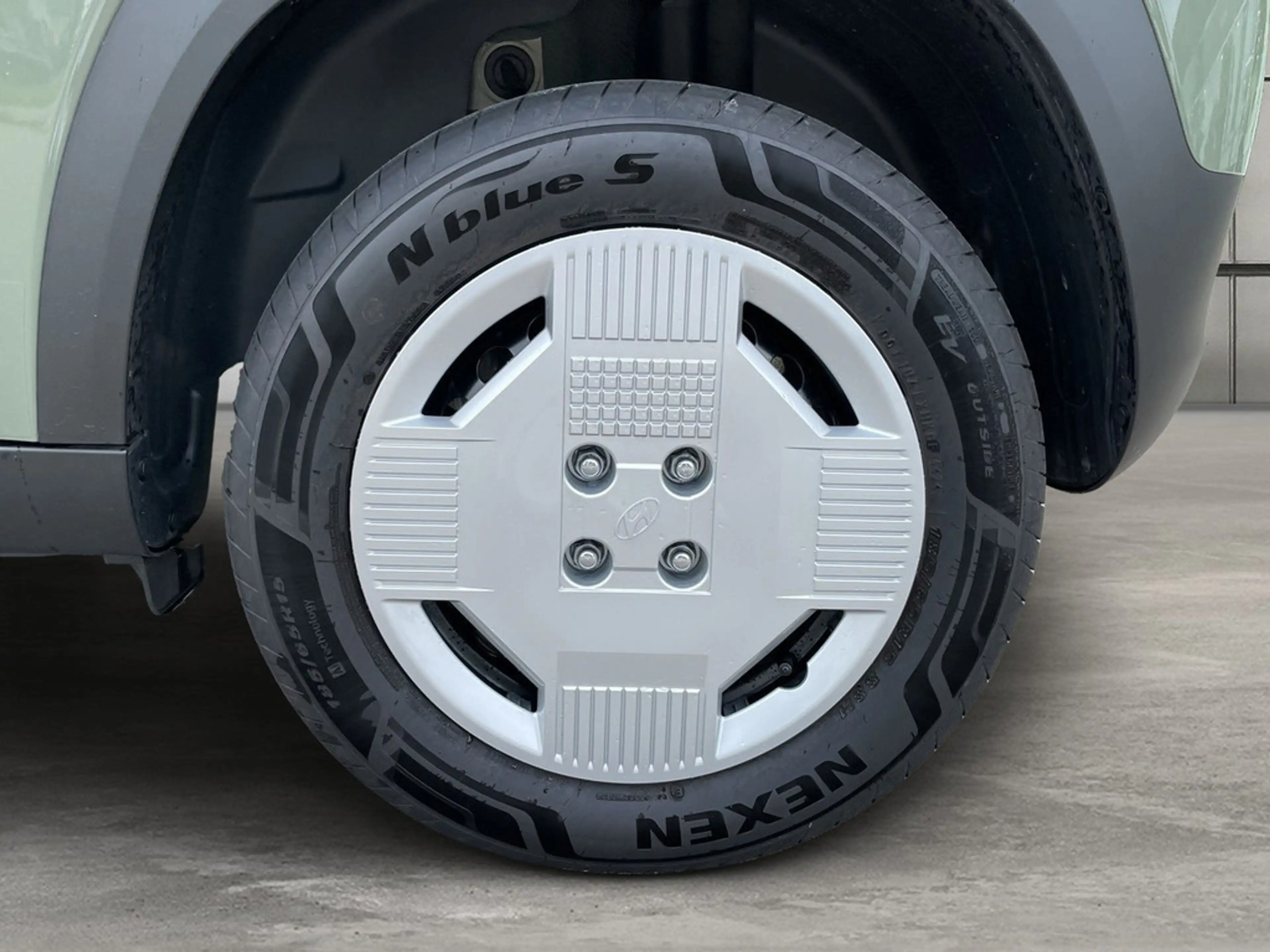Hyundai Inster SELECT EFFIZIENZ-PAKET*NAVI*ACC*APP*PD — photo 14