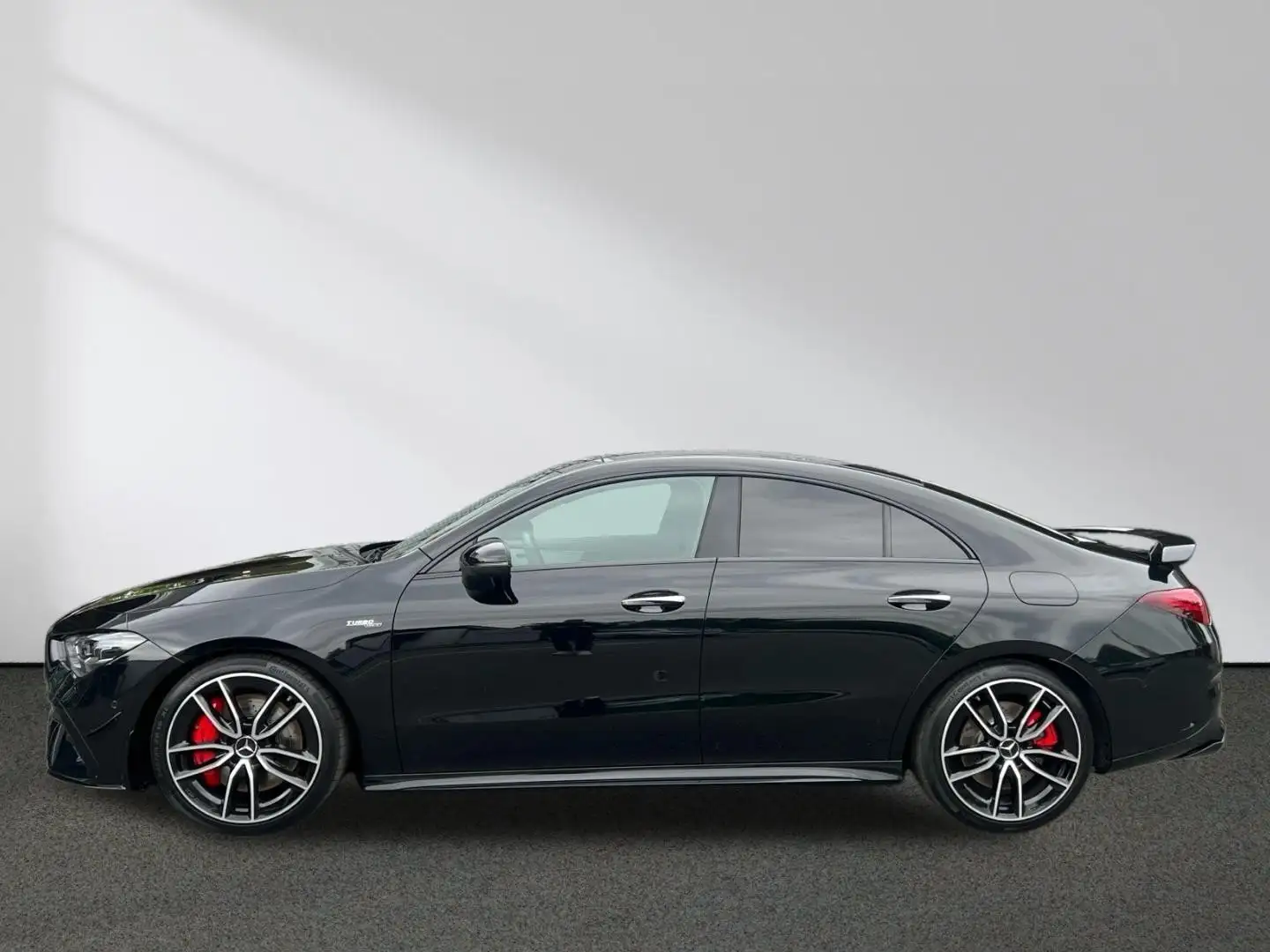 Mercedes-Benz CLA 35 AMG 4M Aerodynamik-Paket Plus Night Pano Noir - 2