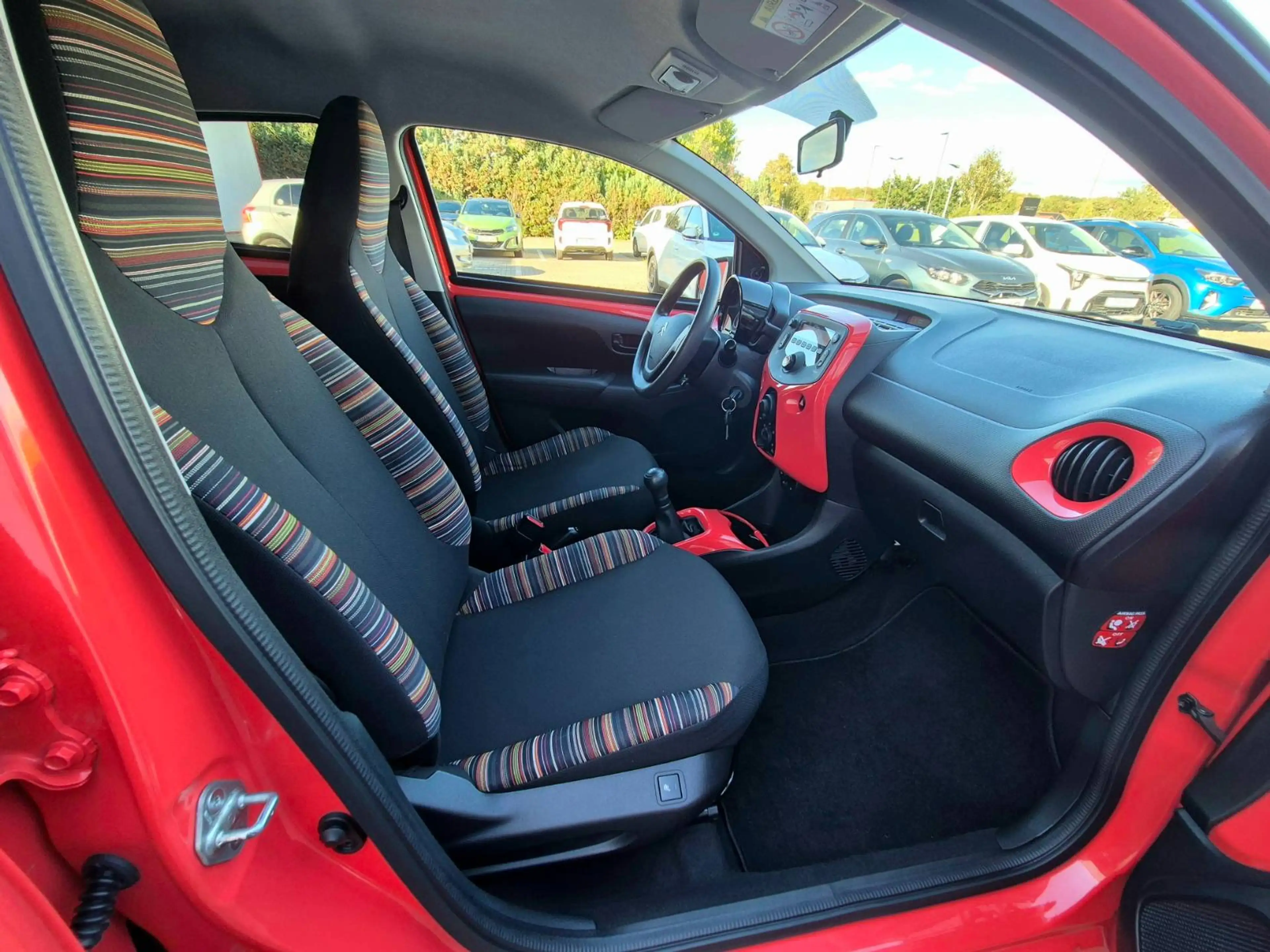 Citroen C1 VTi 68 Feel Klima Tempomat Sitzheizung — photo 9