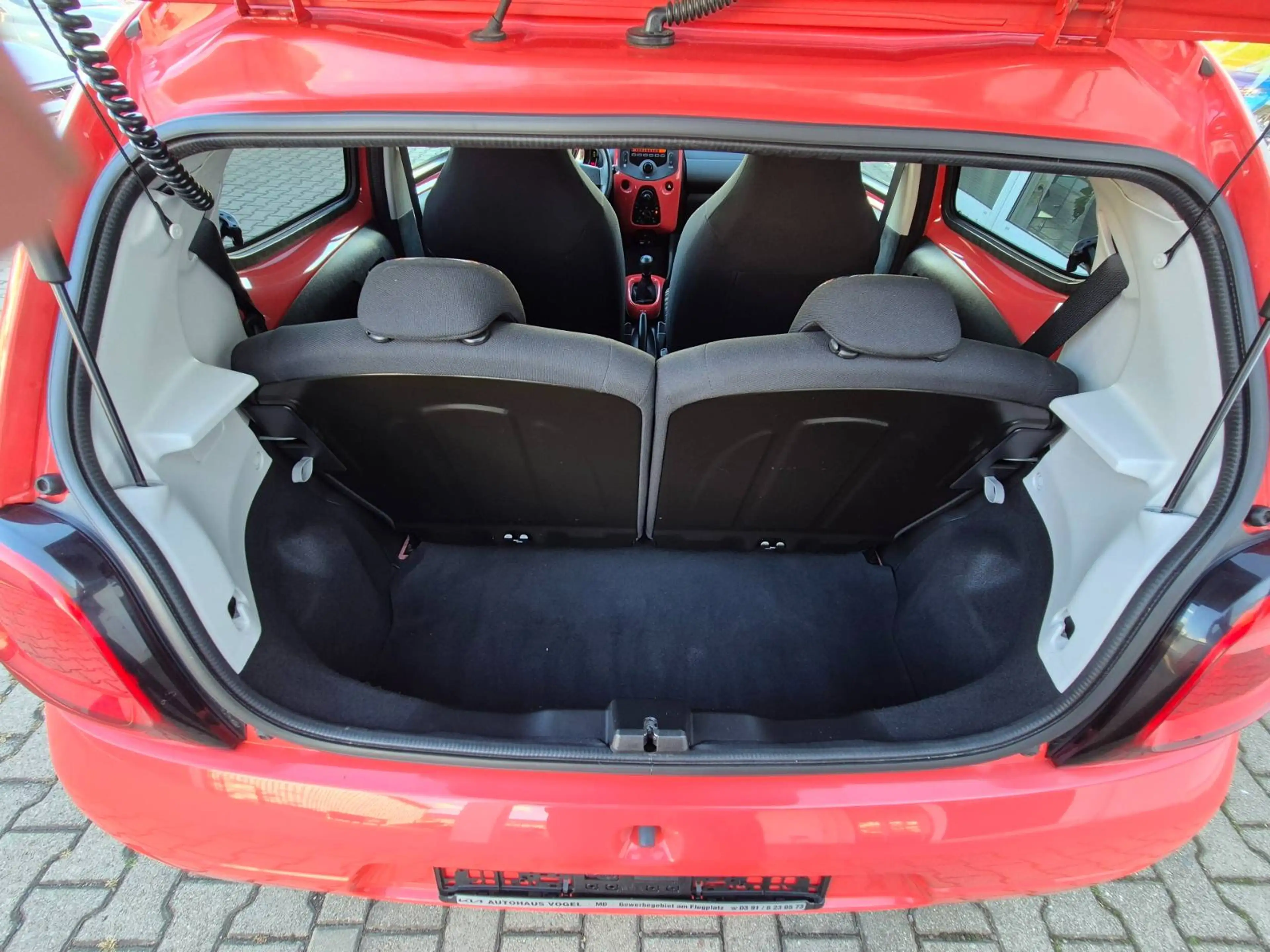 Citroen C1 VTi 68 Feel Klima Tempomat Sitzheizung — photo 14