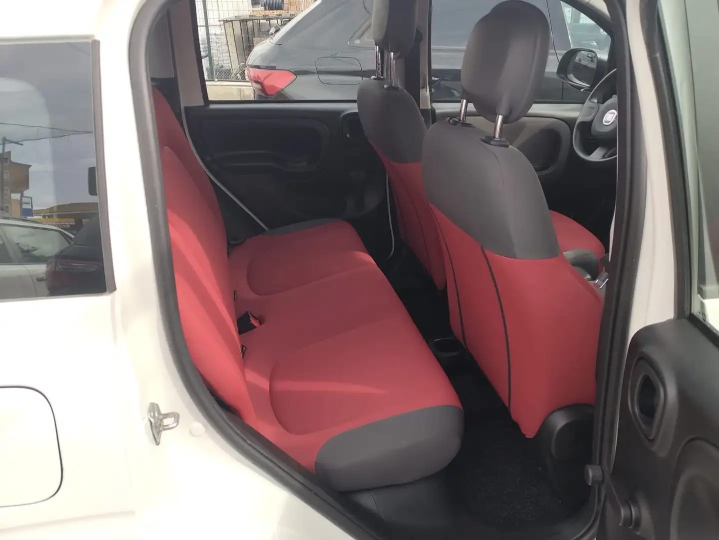 Fiat Panda Panda 1.2 Lounge 69cv E6 Blanc - 2