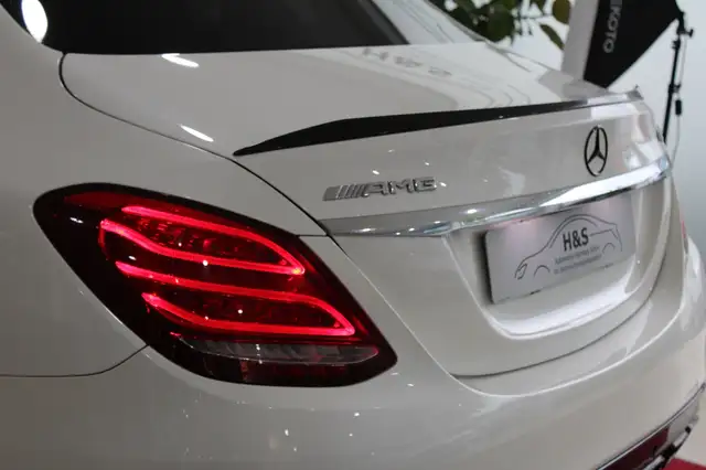 Mercedes-Benz Unknown Model view 8