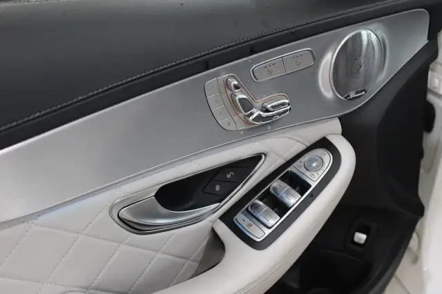 Mercedes-Benz Unknown Model view 11