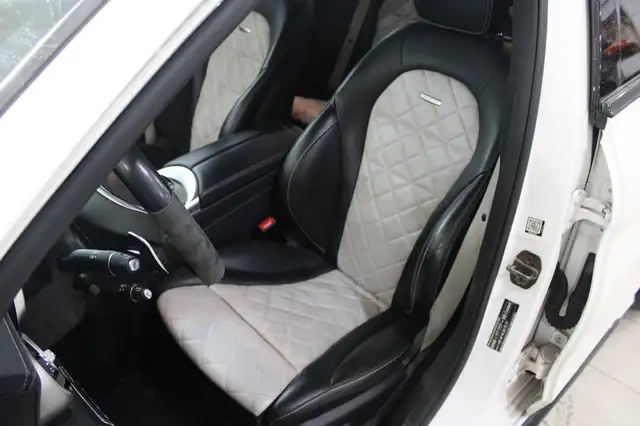 Mercedes-Benz Unknown Model view 12