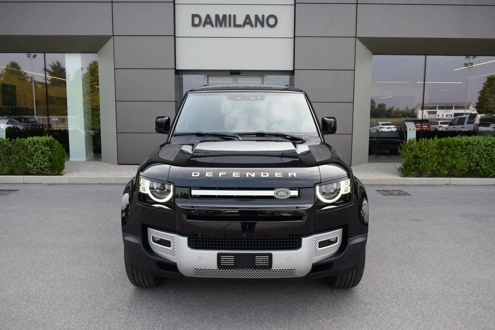 Land Rover Defender Defender 110 3.0D I6 200 CV AWD Auto S AUTOCARRO Nero - 2
