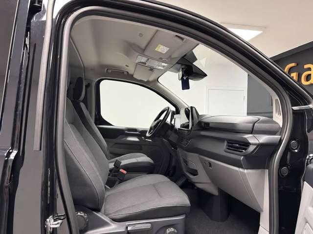 Ford Transit Custom — photo 12