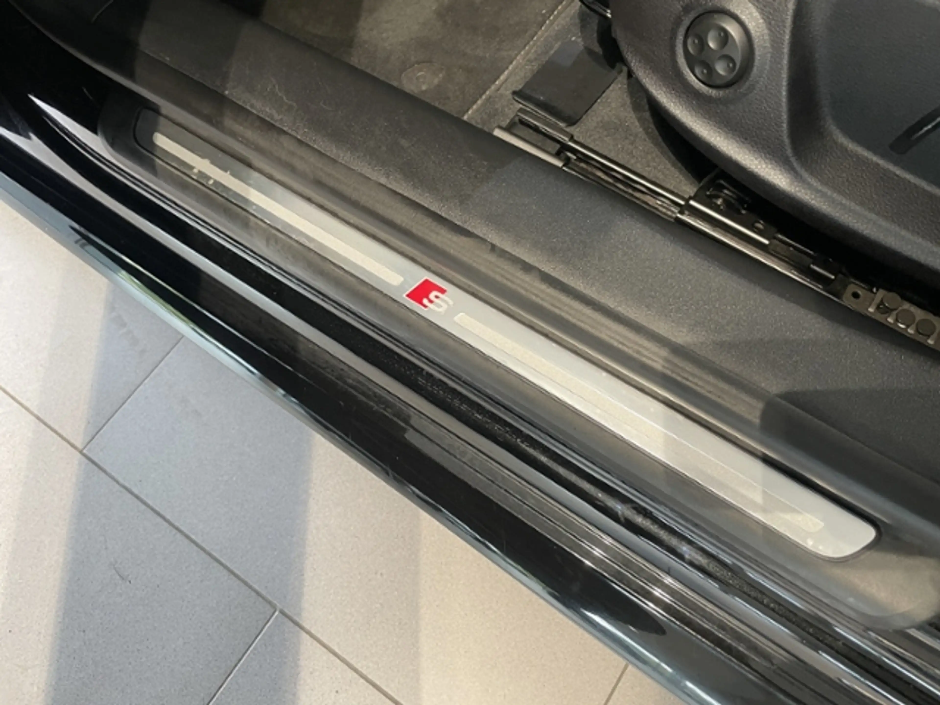 Audi TT Roadster 40 2.0 s-tronic S-line +NAV+PDC — photo 7