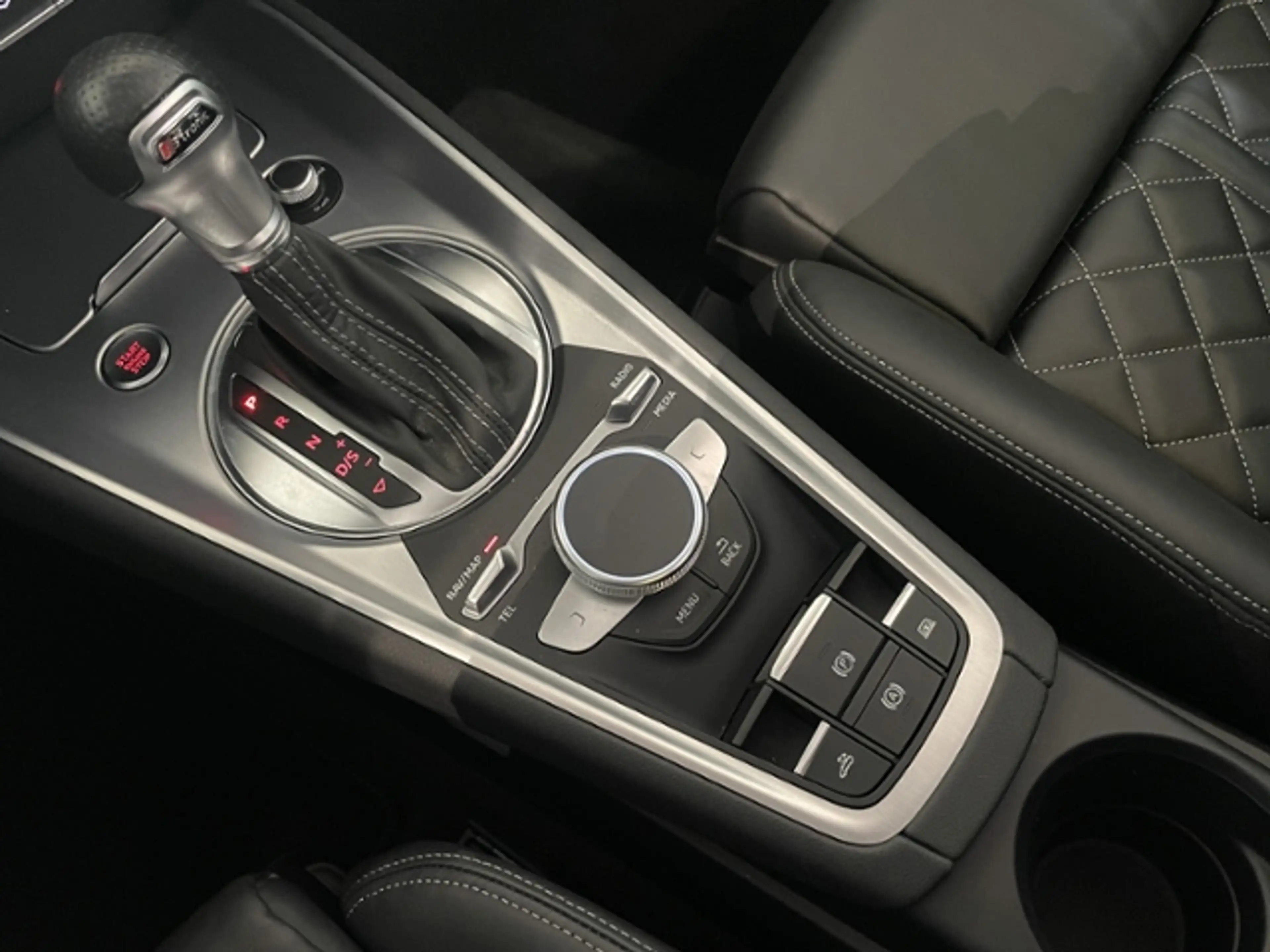 Audi TT Roadster 40 2.0 s-tronic S-line +NAV+PDC — photo 9