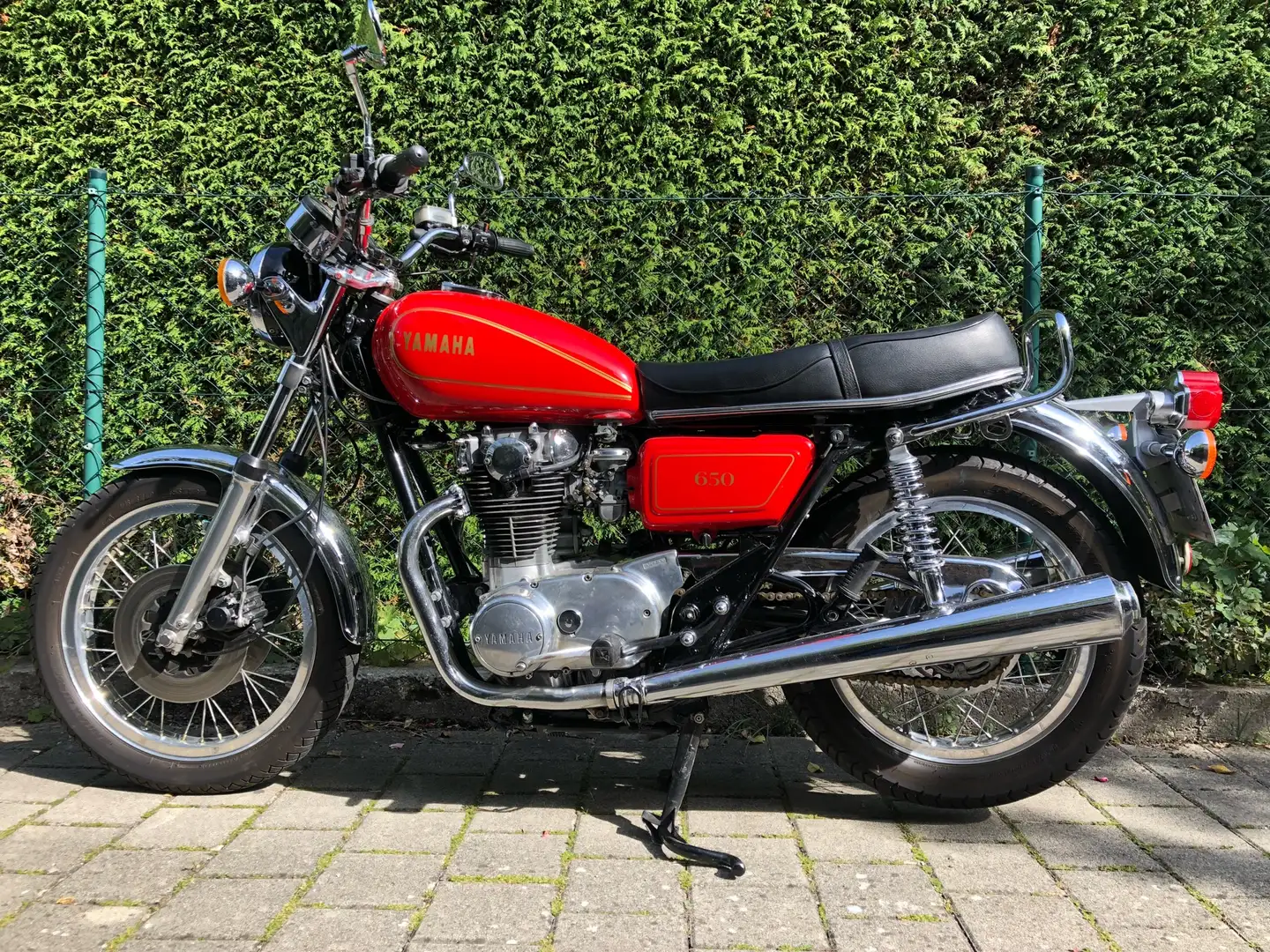 Yamaha XS 650 447 Rouge - 2