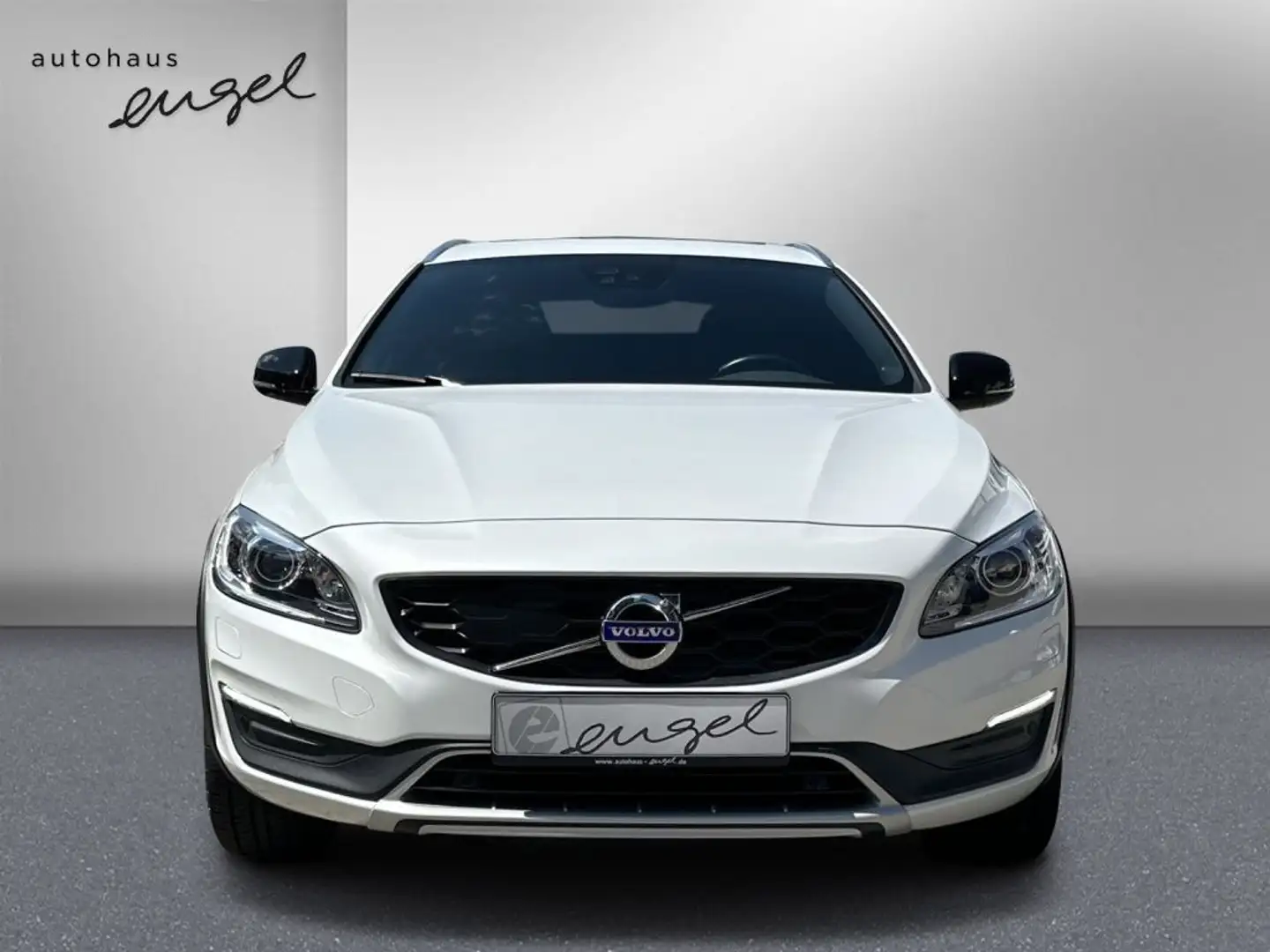 Volvo V60 Cross Country V60 Cross Country D4 Geartronic Pro,NAVI,STANDHEIZ Blanc - 2