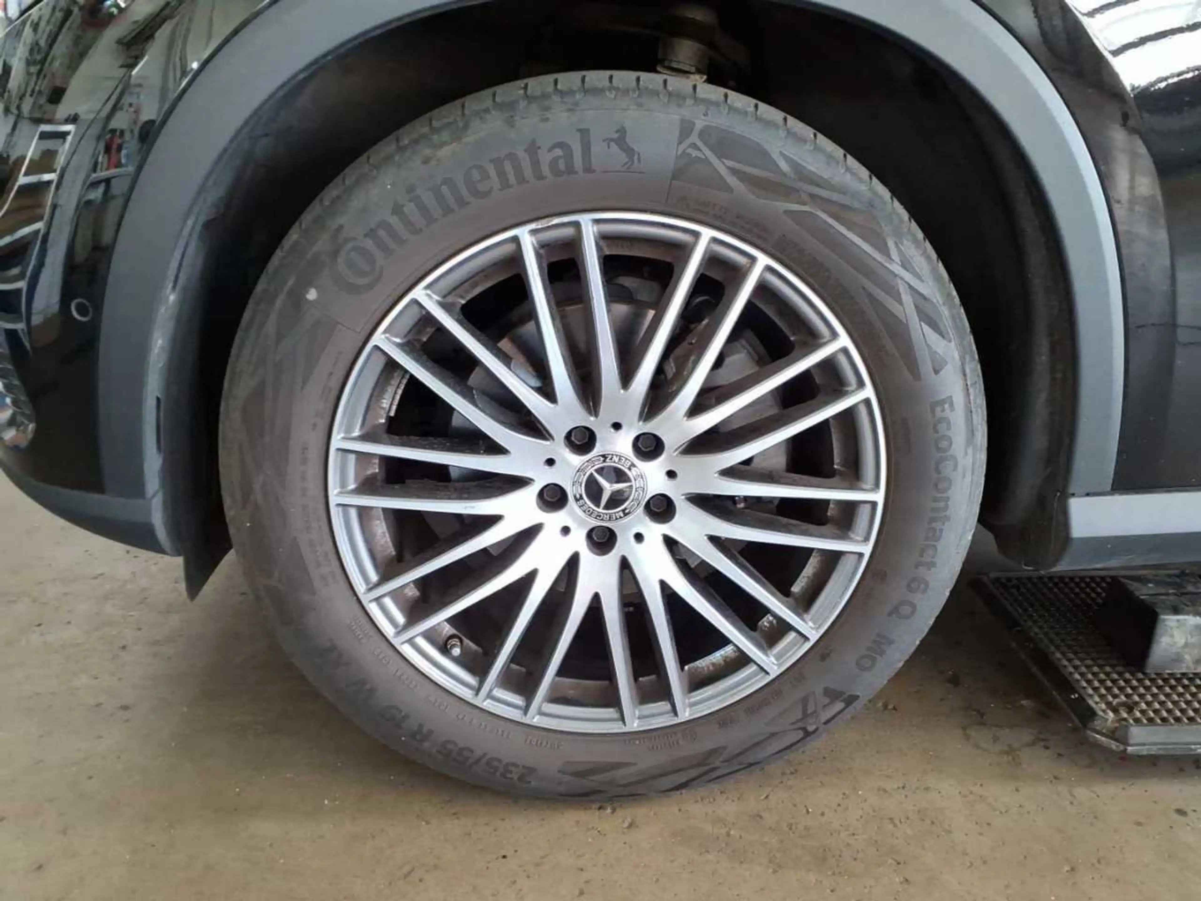 Mercedes-Benz GLC 220 d Avantgarde 4Matic BLIS El.Heckkl. LED — photo 11