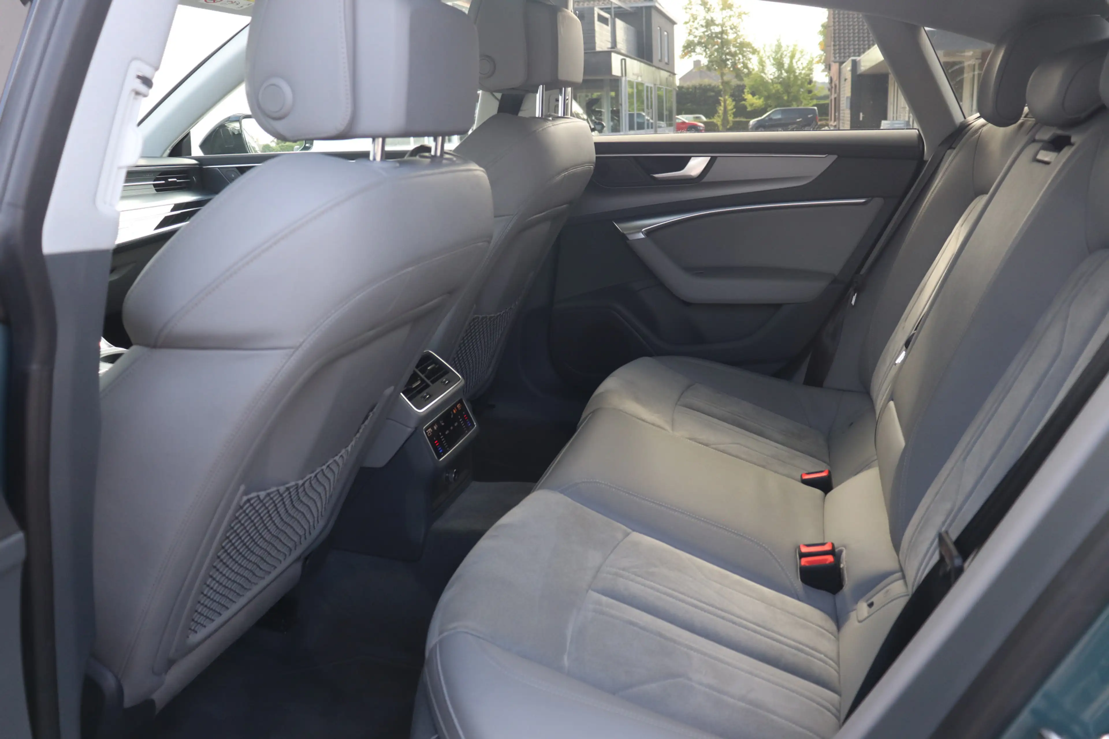 Audi A7 Sportback 50 TFSI e Quattro HU-Display Matrix 360C — photo 9