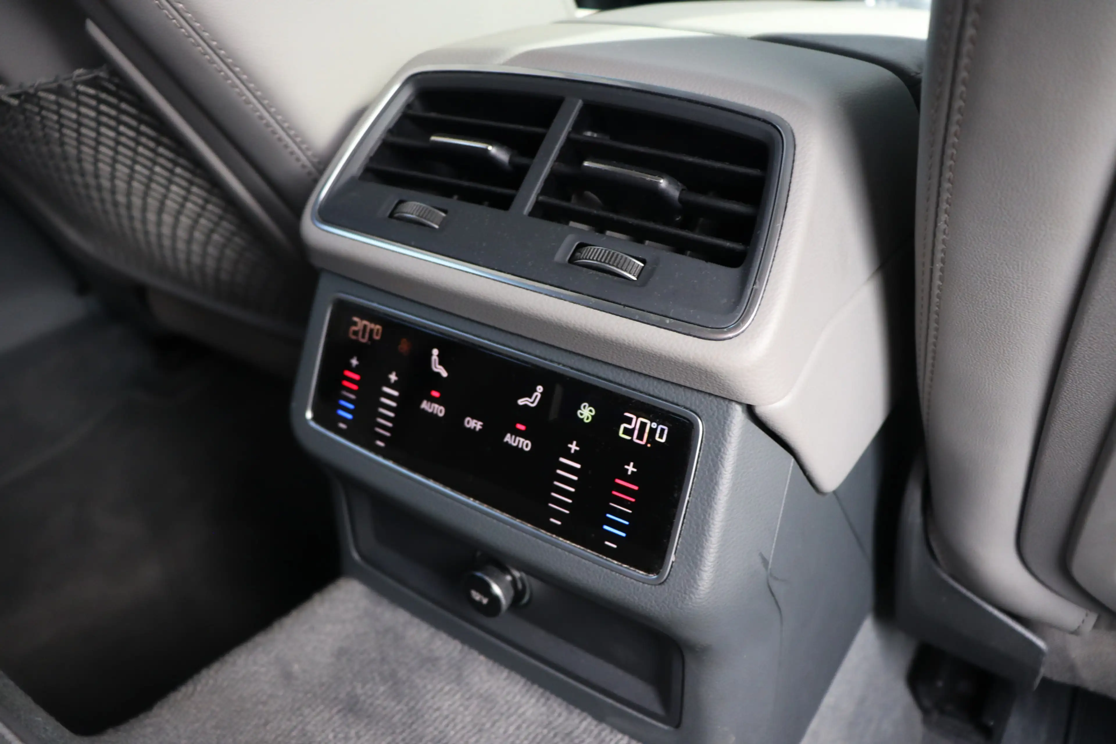 Audi A7 Sportback 50 TFSI e Quattro HU-Display Matrix 360C — photo 18