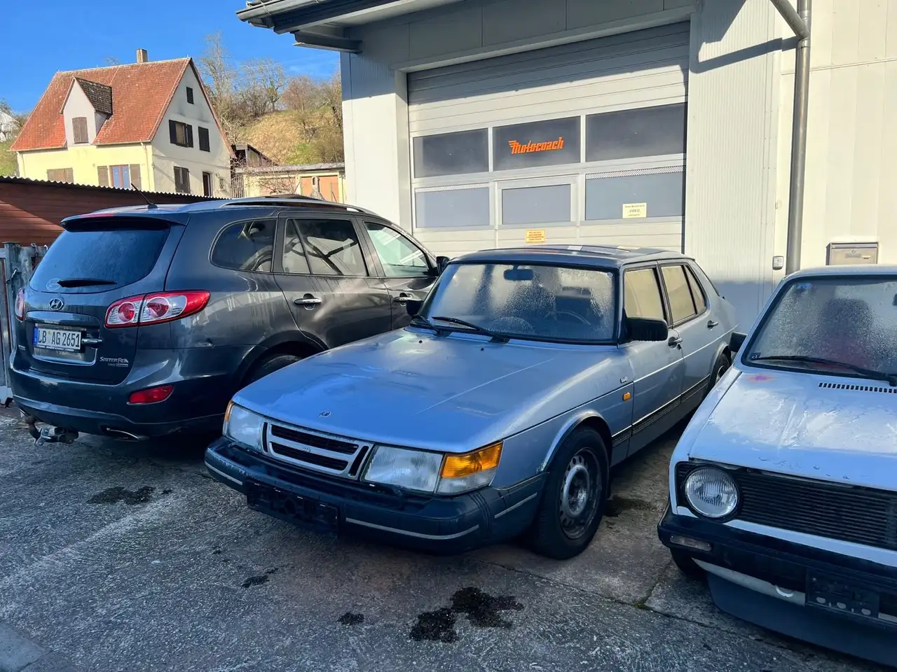 Saab 900 i, foto 1