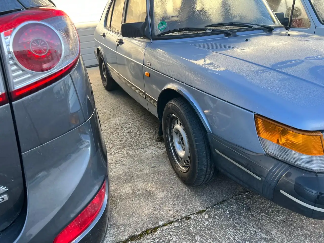 Saab 900 i, foto 6