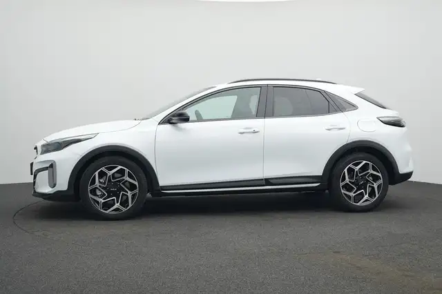 Kia Xceed view 4