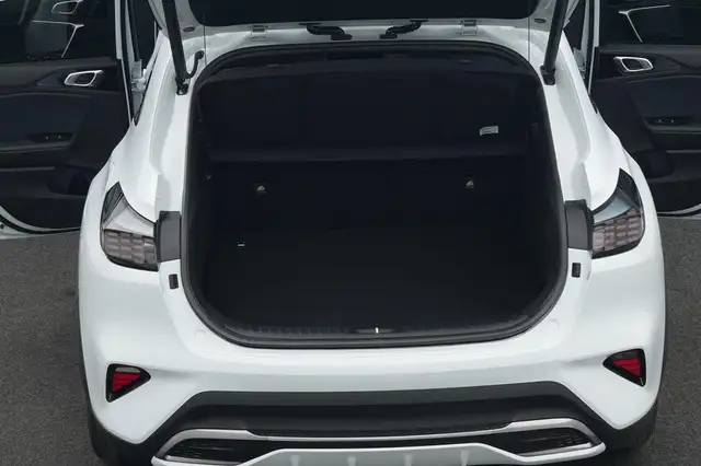 Kia Xceed view 9