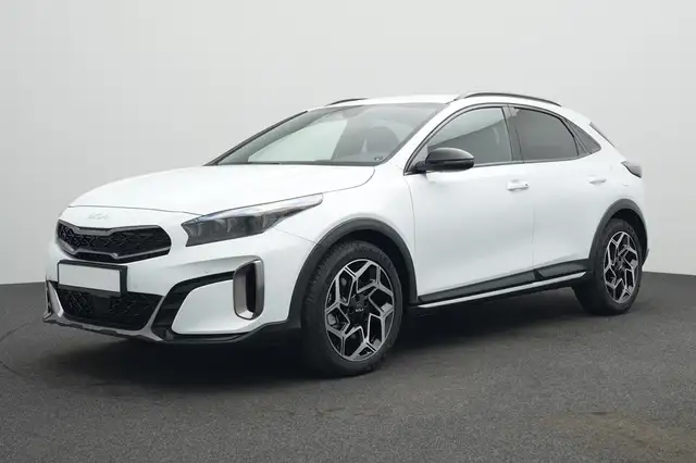 Kia Xceed view 3