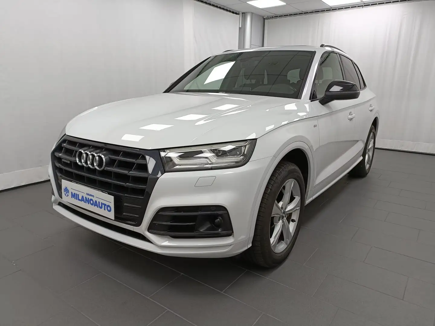 Audi Q5 S-LINE 35TDI QUATTRO S-TR 163CV*TETTO+MATRIX*PROMO Bianco - 2