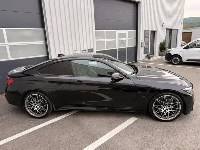 BMW M4 Competition Ansicht 6