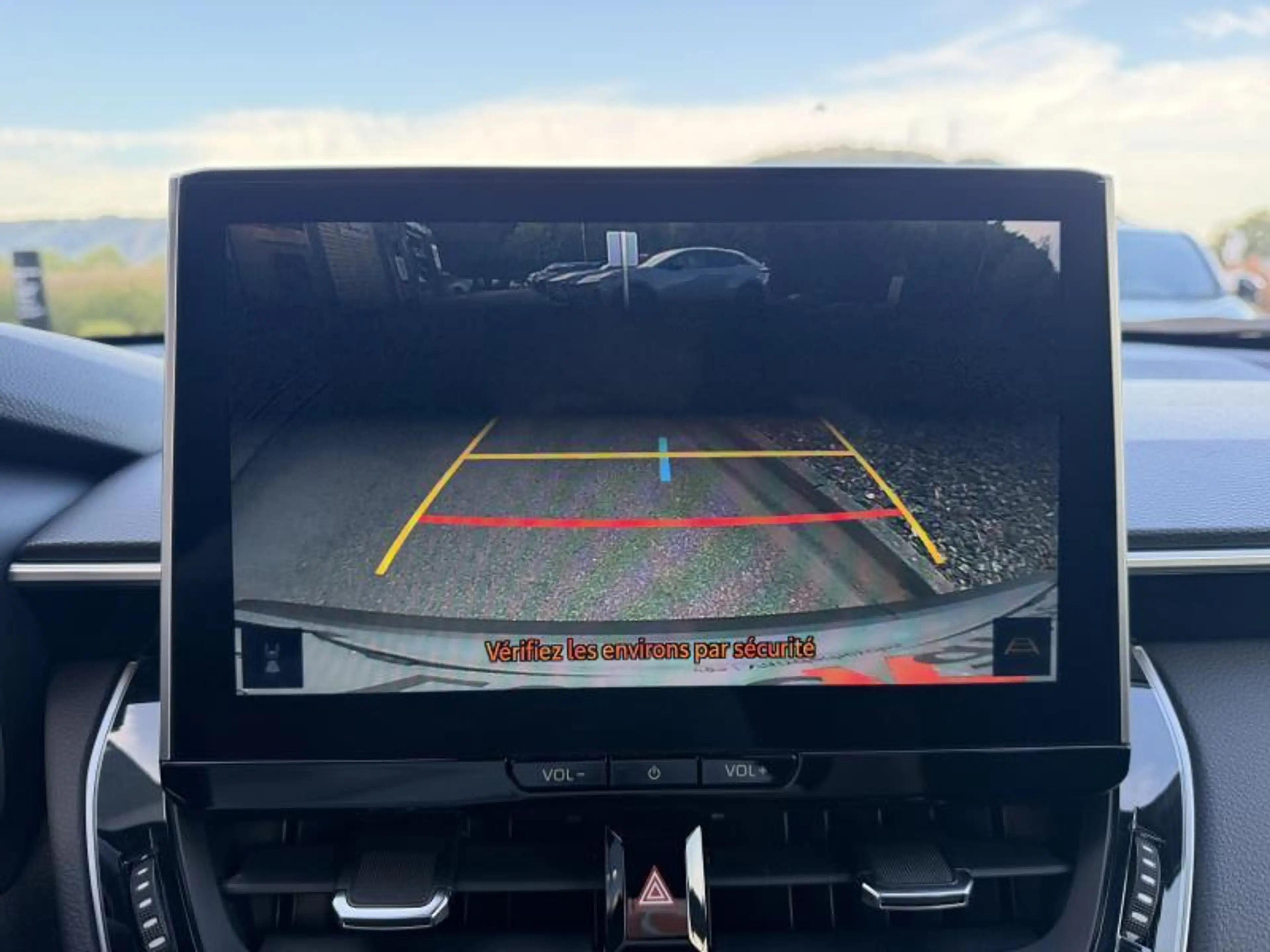 Toyota Corolla Cross Dynamic — photo 8
