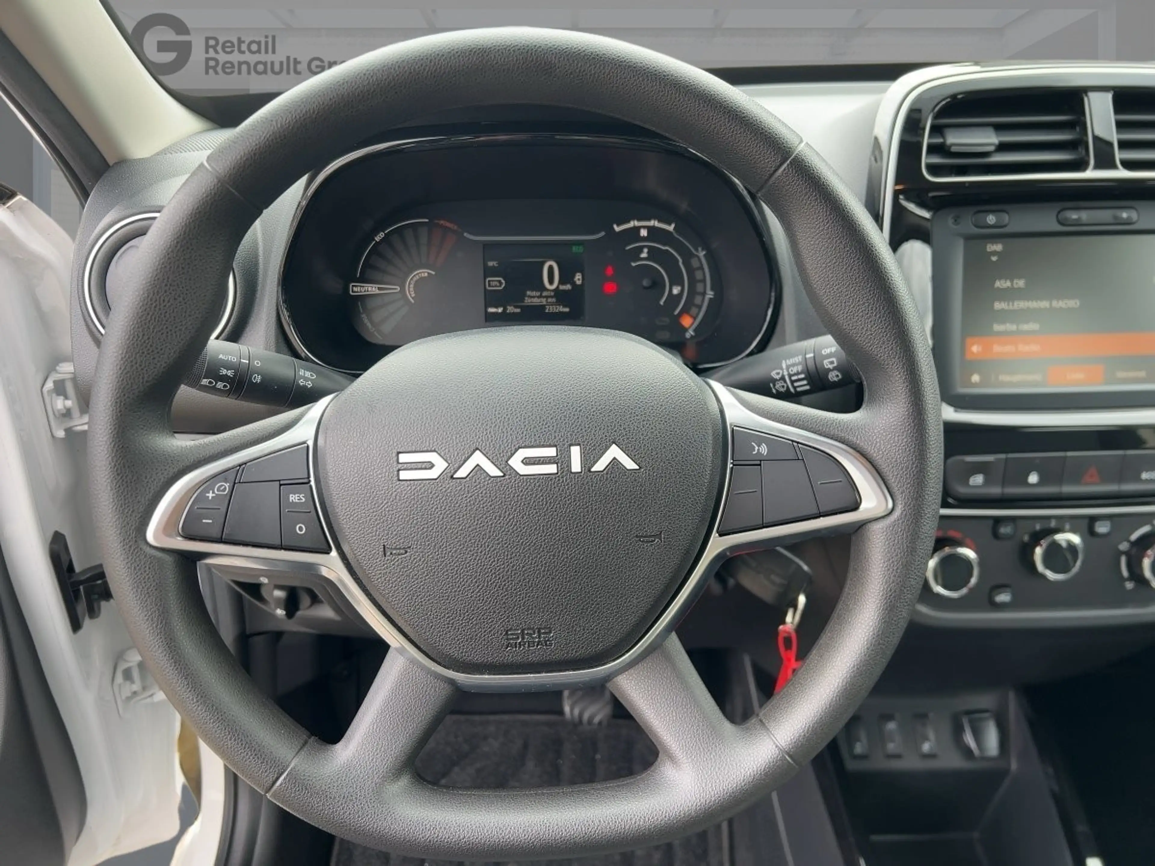 Dacia Spring Electric 45 Essential — photo 11