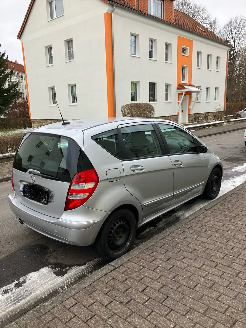 Mercedes-Benz A 200 A 200 (169.033) Серебристый - 1