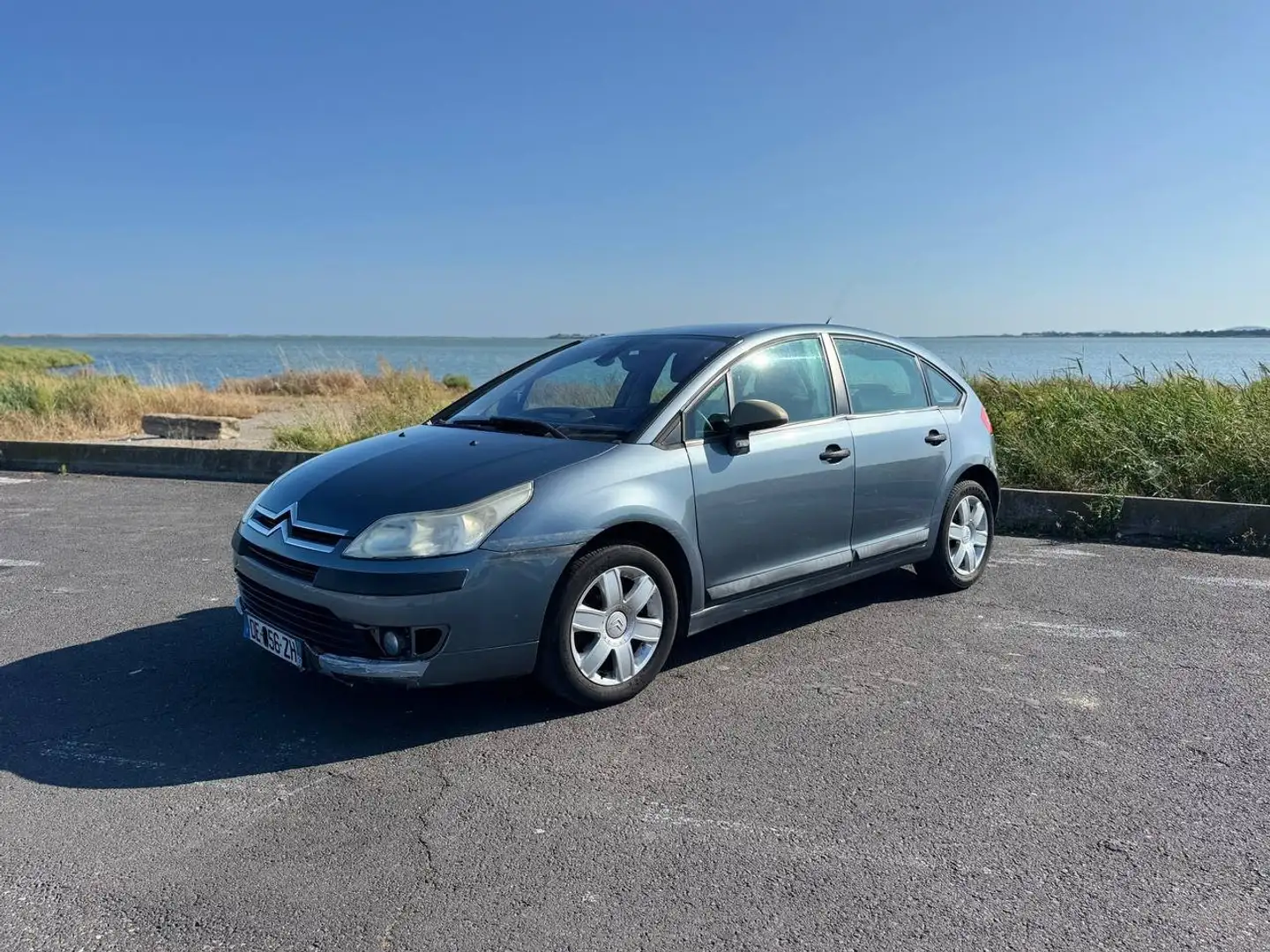Citroen C4 C4 HDi 110 FAP Confort Gris - 2