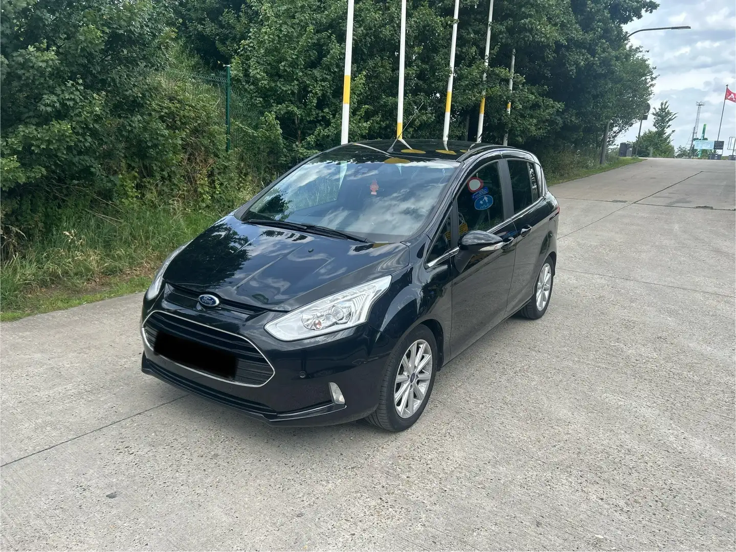 Ford B-Max Titanium met slechts 52000km in topstaat - 1
