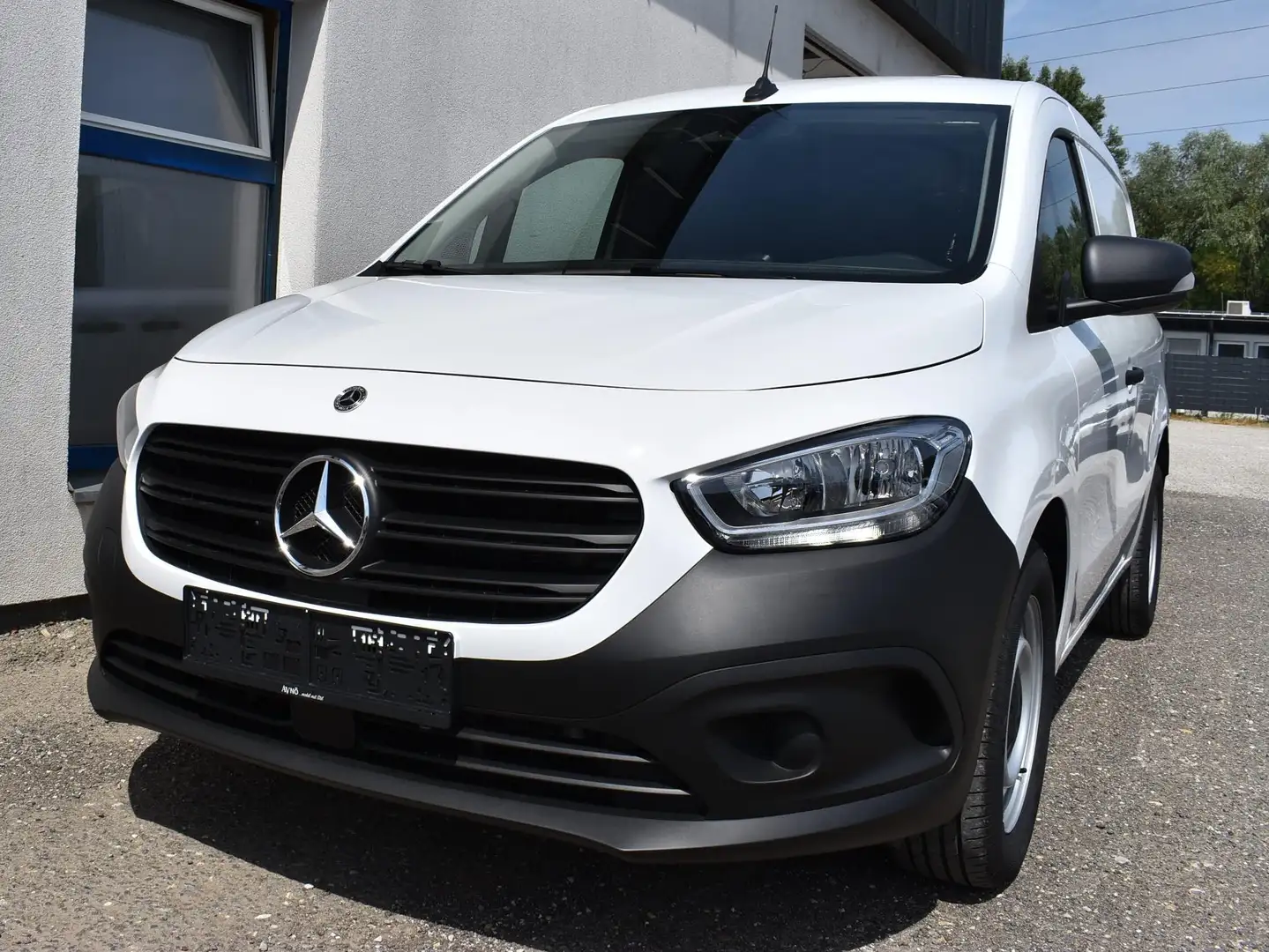 Mercedes-Benz Citan 110 CDI Kasten mit AHK Neu!! Weiß - 1