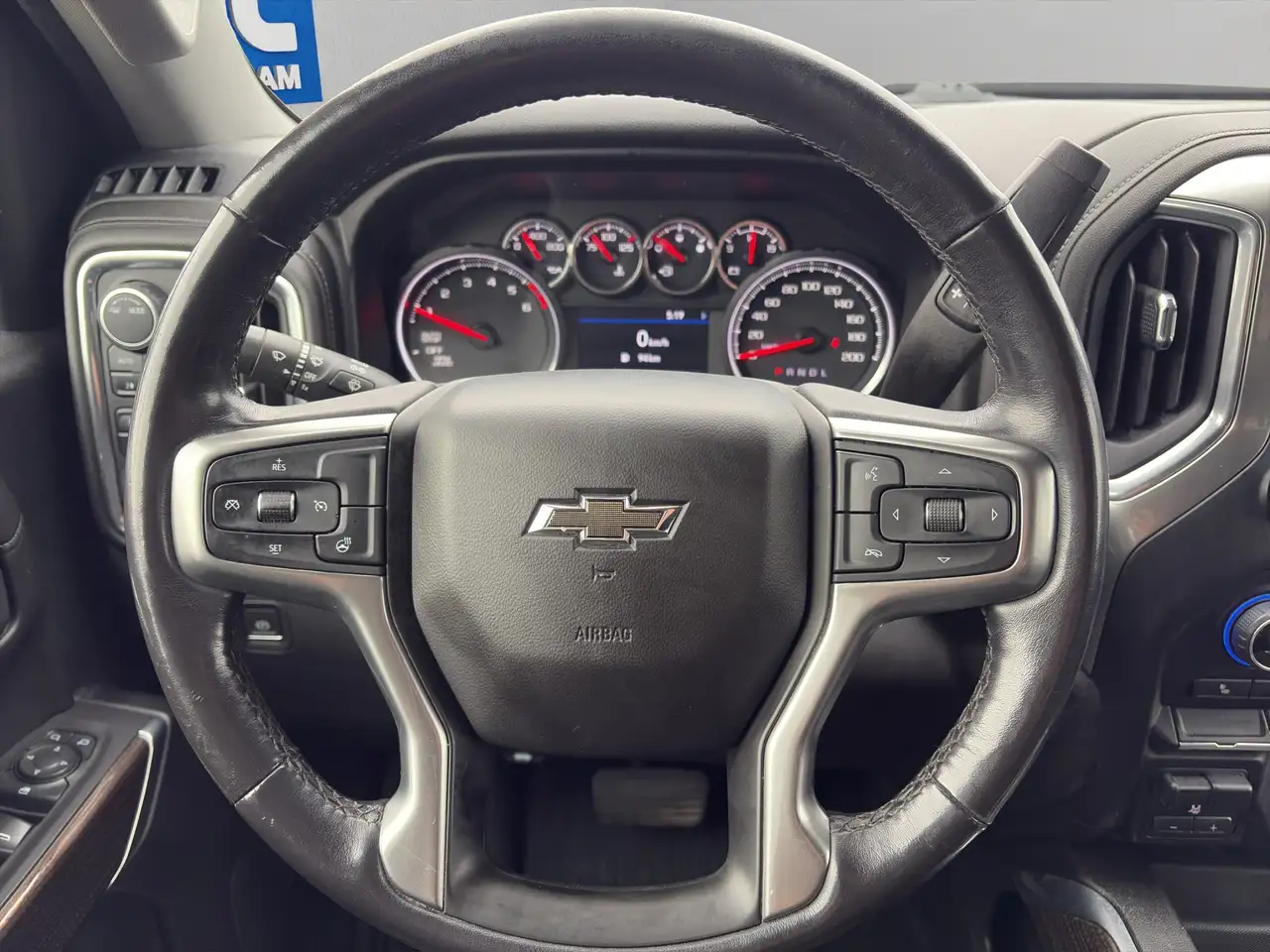 Chevrolet Silverado 1500 снимка Chevrolet Silverado 1500