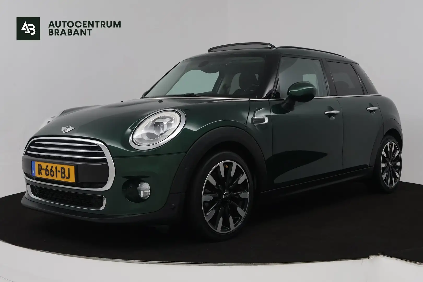 MINI Cooper Mini 1.5 Pepper Serious Business Automaat (PANORAM Groen - 1