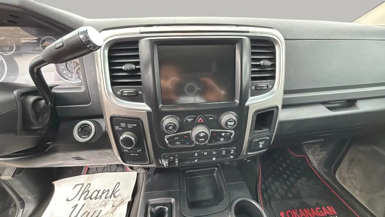 RAM 2500 снимка RAM 2500
