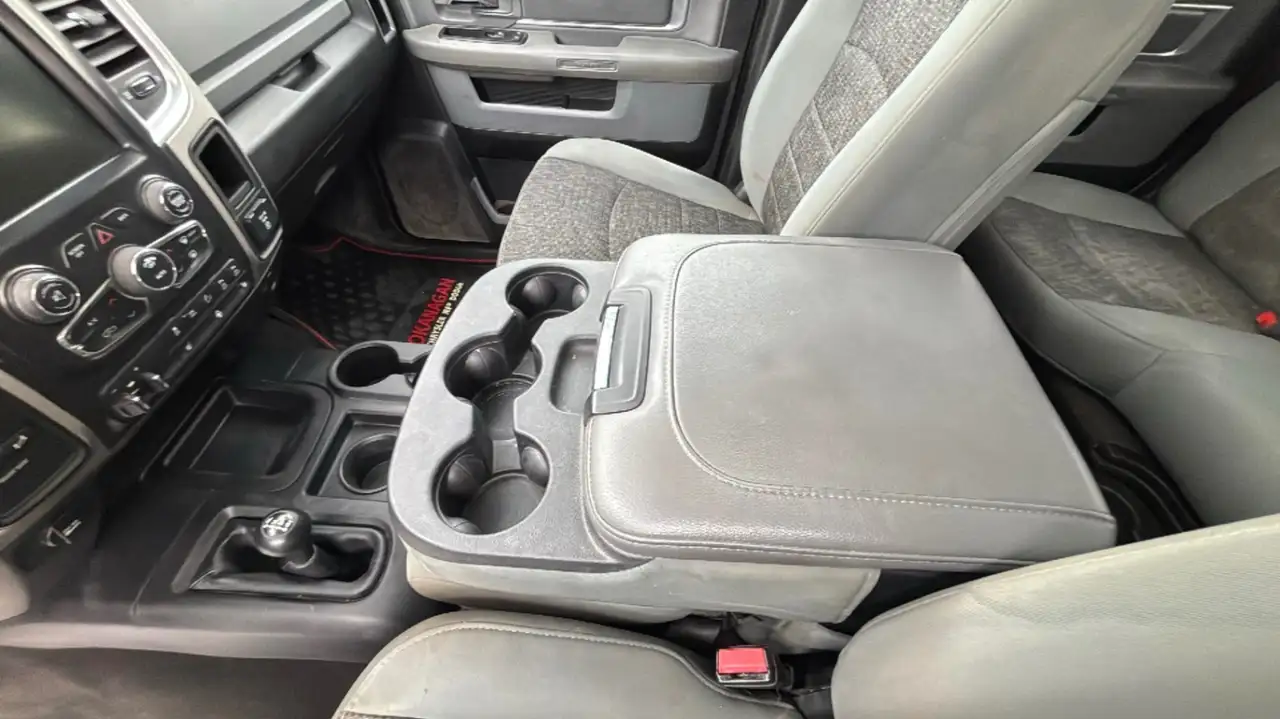 RAM 2500 снимка RAM 2500