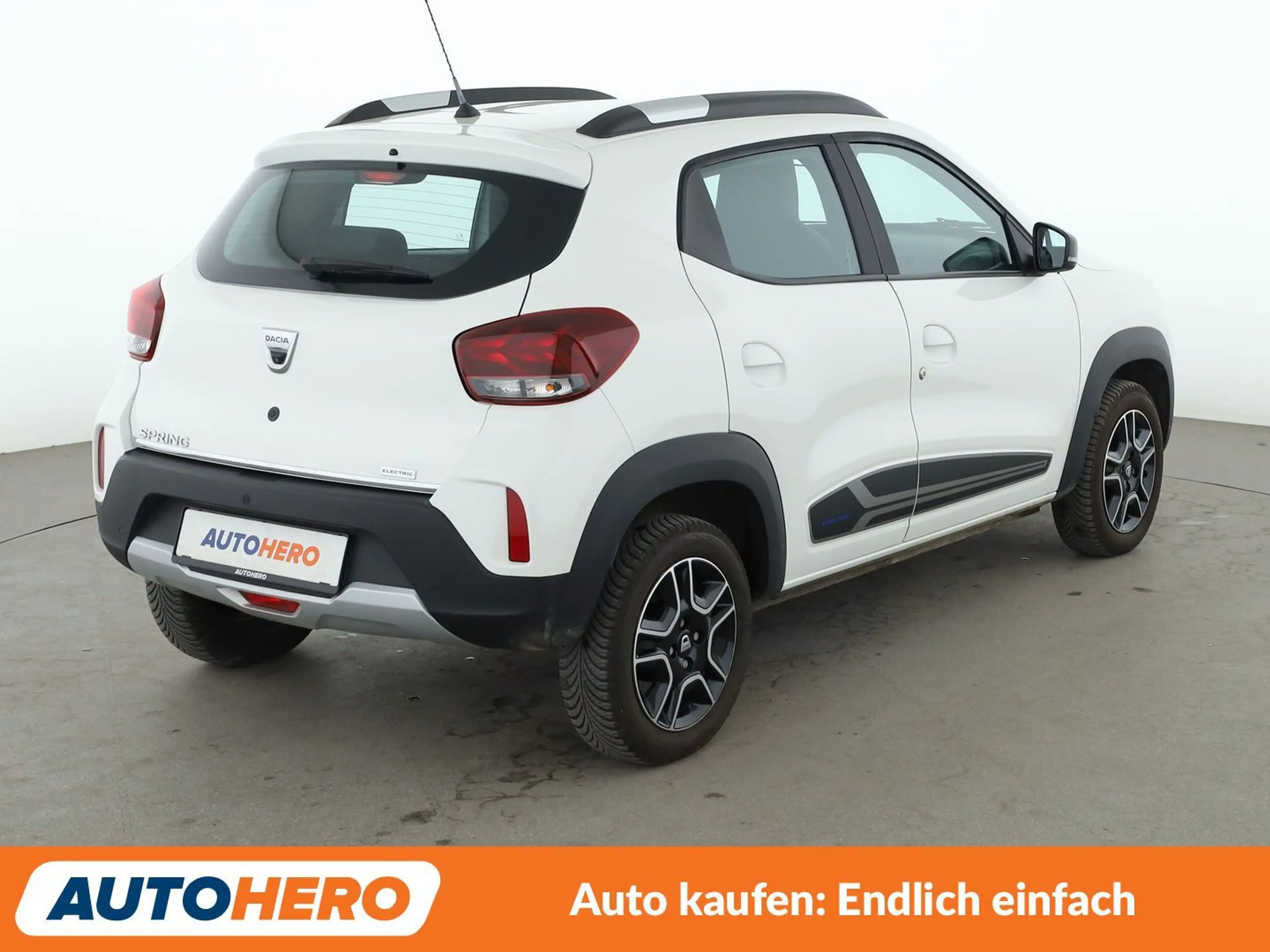 Dacia Spring electric drive 33 kW Comfort Plus Aut.*NAVI*TEMPO* — photo 6