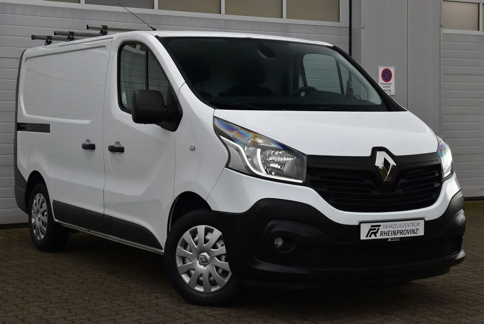 Renault Trafic L1H1 2,9t Komfort AHK/Kamera/SHZ/Klima Weiß - 1