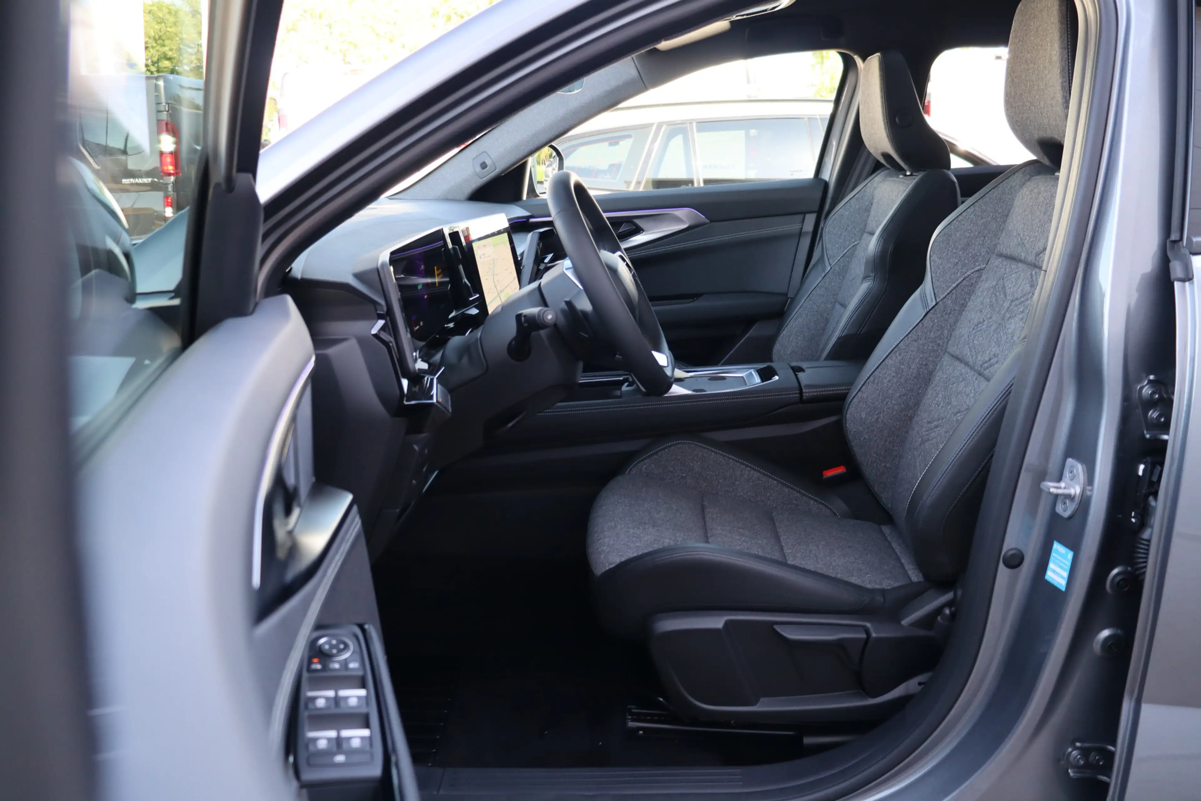 Renault Rafale 1.2 E-Tech full hybrid 200 techno | PANORAMADAK | — photo 7