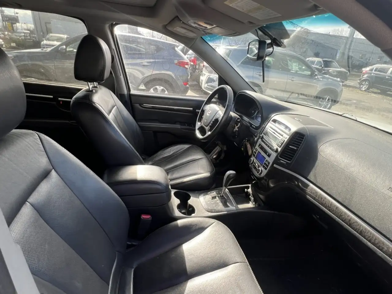 Hyundai SANTA FE снимка Hyundai SANTA FE