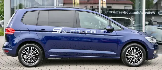 Volkswagen Touran view 6