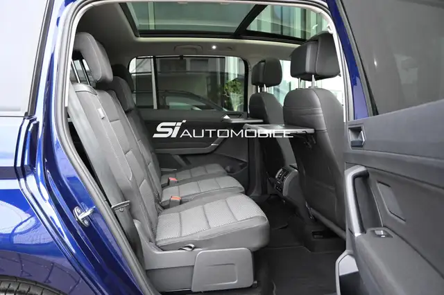 Volkswagen Touran view 14